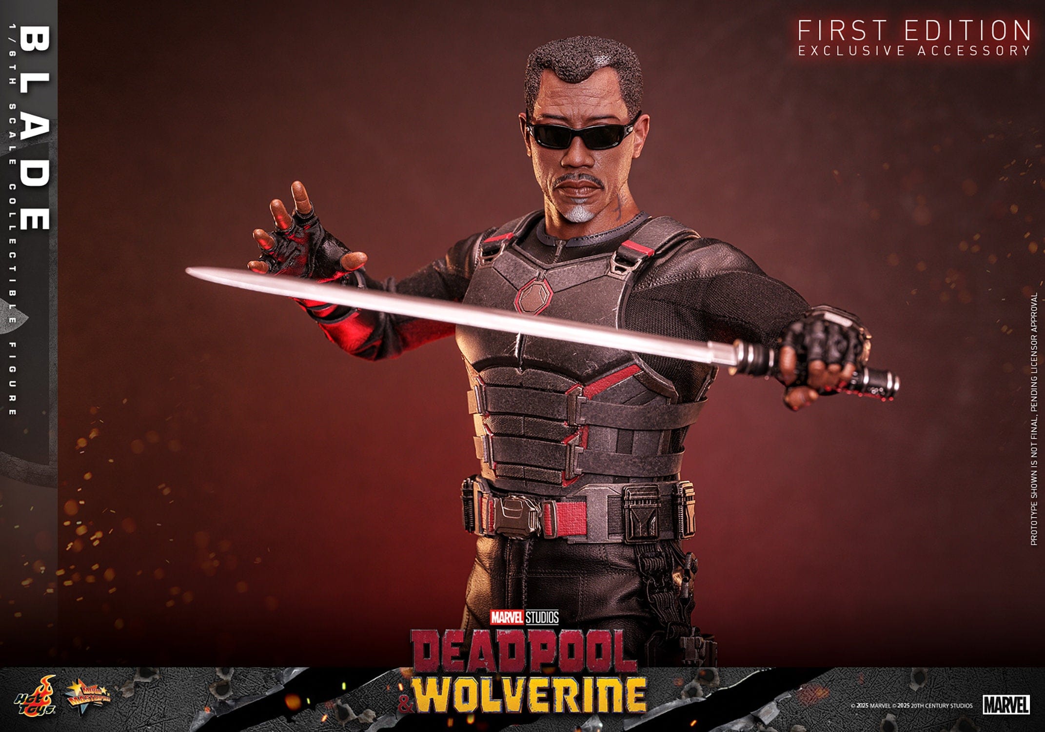 Sideshow **Pre Order**Hot Toys 1/6 Scale Blade Action Figure