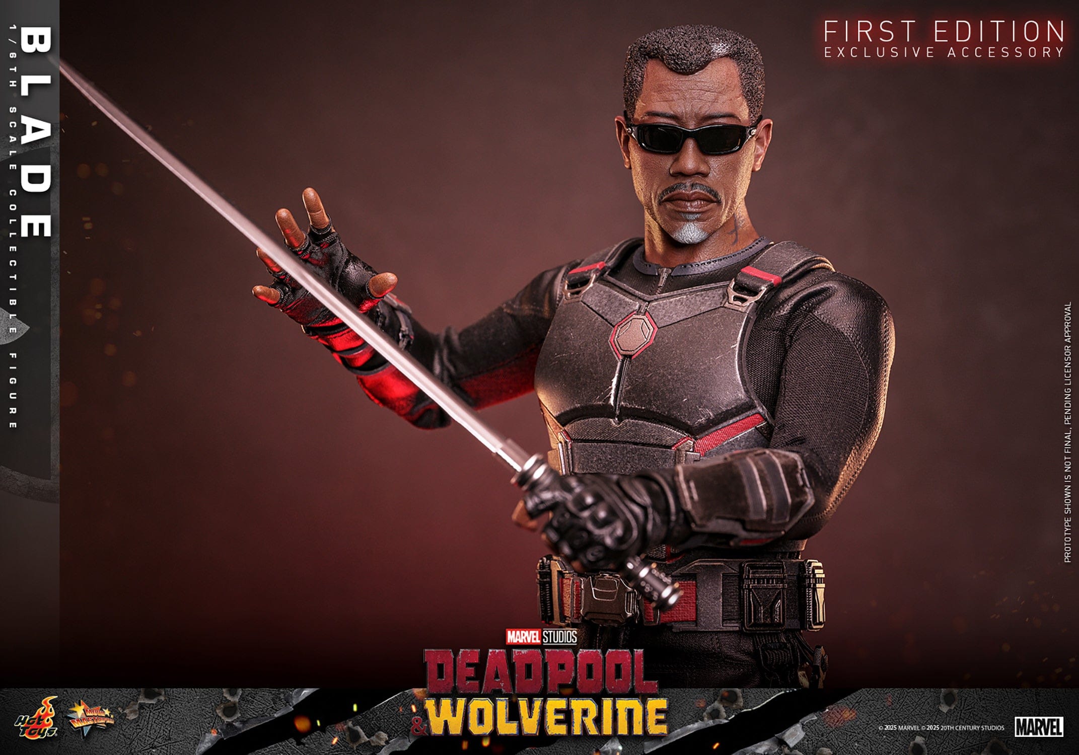 Sideshow **Pre Order**Hot Toys 1/6 Scale Blade Action Figure