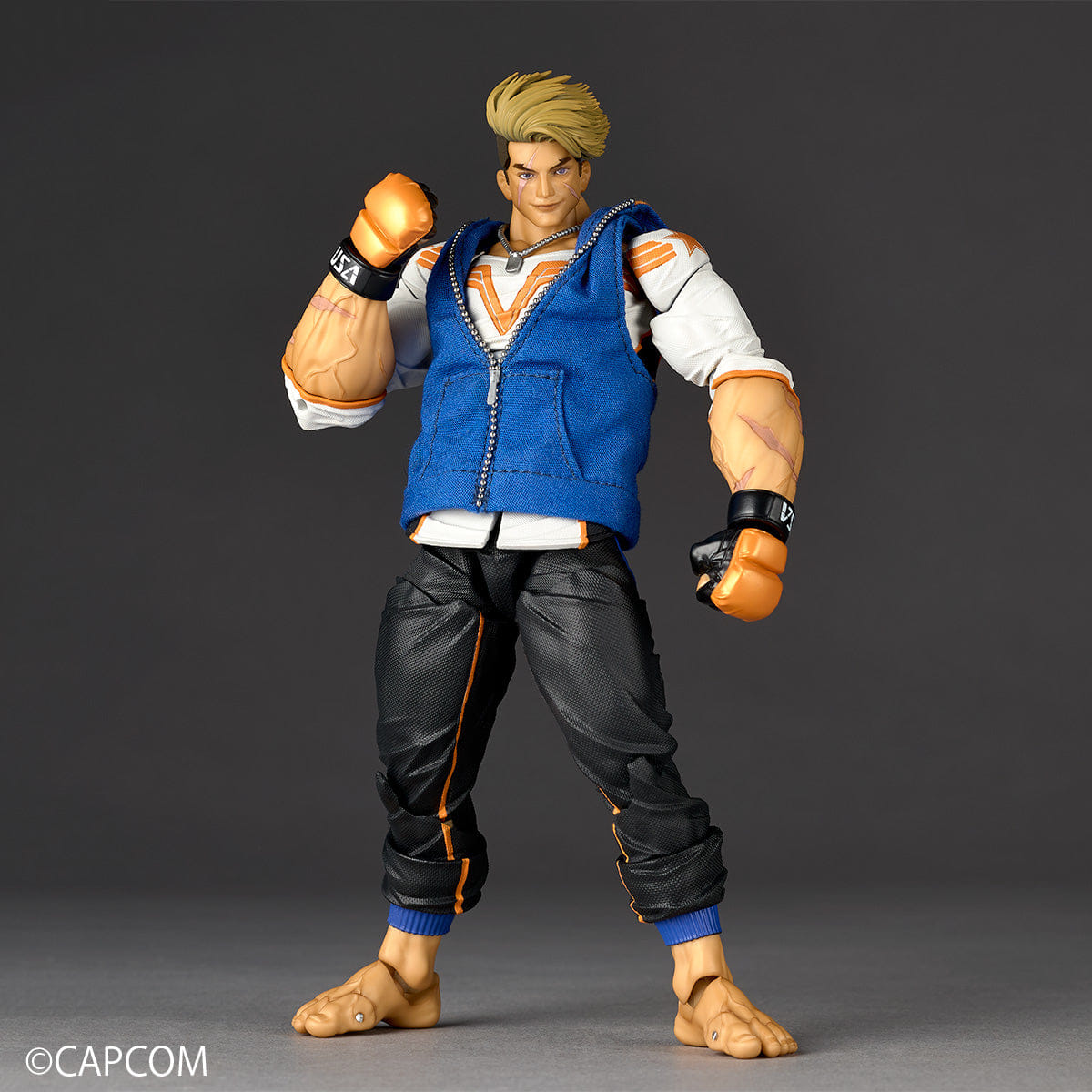 Revoltech Amazing Yamaguchi Street Fighter Luke Action Figure