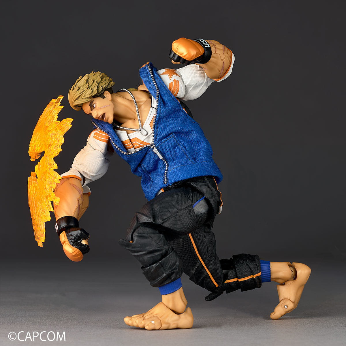 Revoltech Amazing Yamaguchi Street Fighter Luke Action Figure