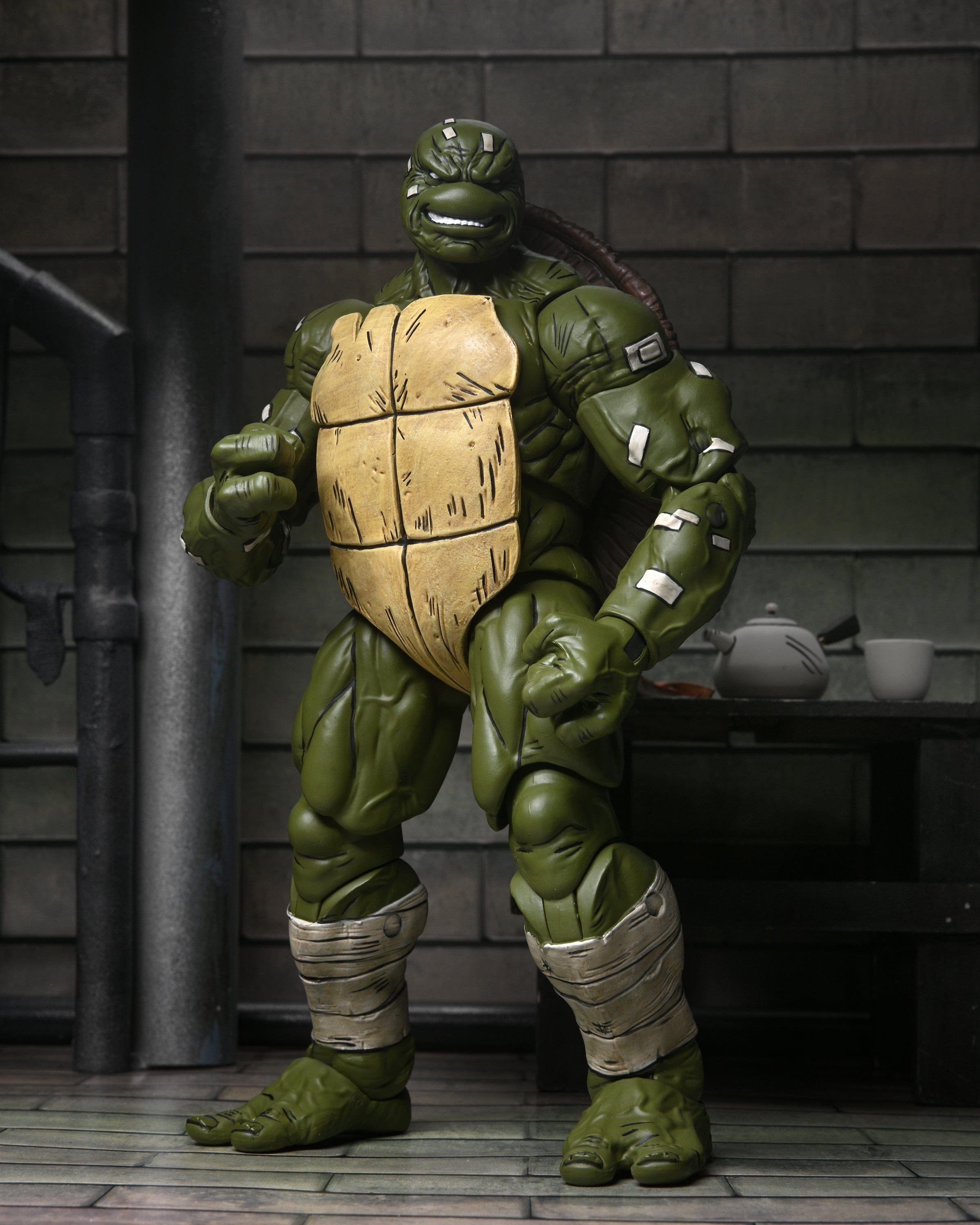 Neca Toys NECA Teenage Mutant Ninja Turtles (The Last Ronin) Battle Damaged Ronin Action Figure