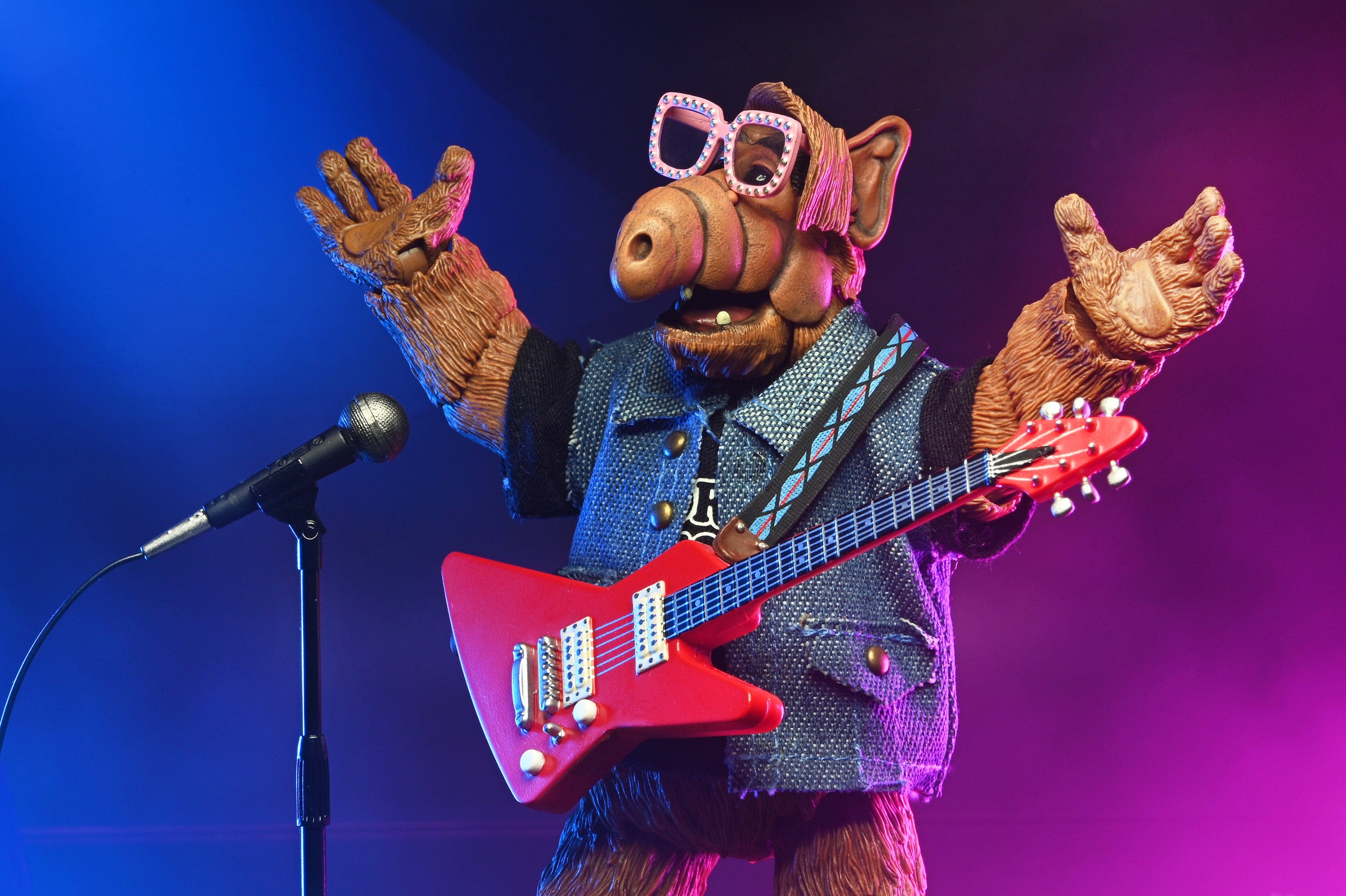 Neca Toys NECA Ultimate Alf Born to Rock Alf Action Figure