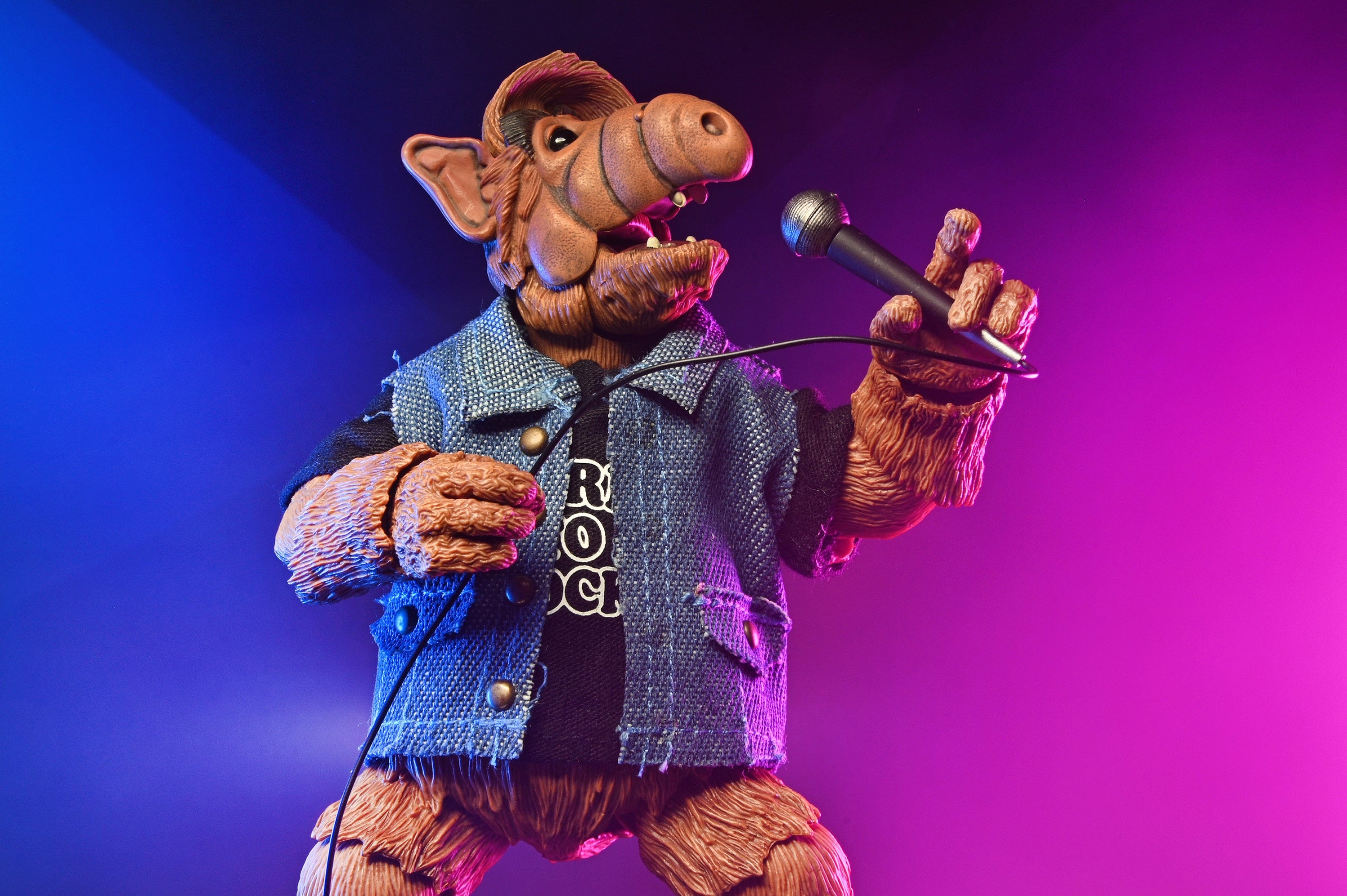 Neca Toys NECA Ultimate Alf Born to Rock Alf Action Figure