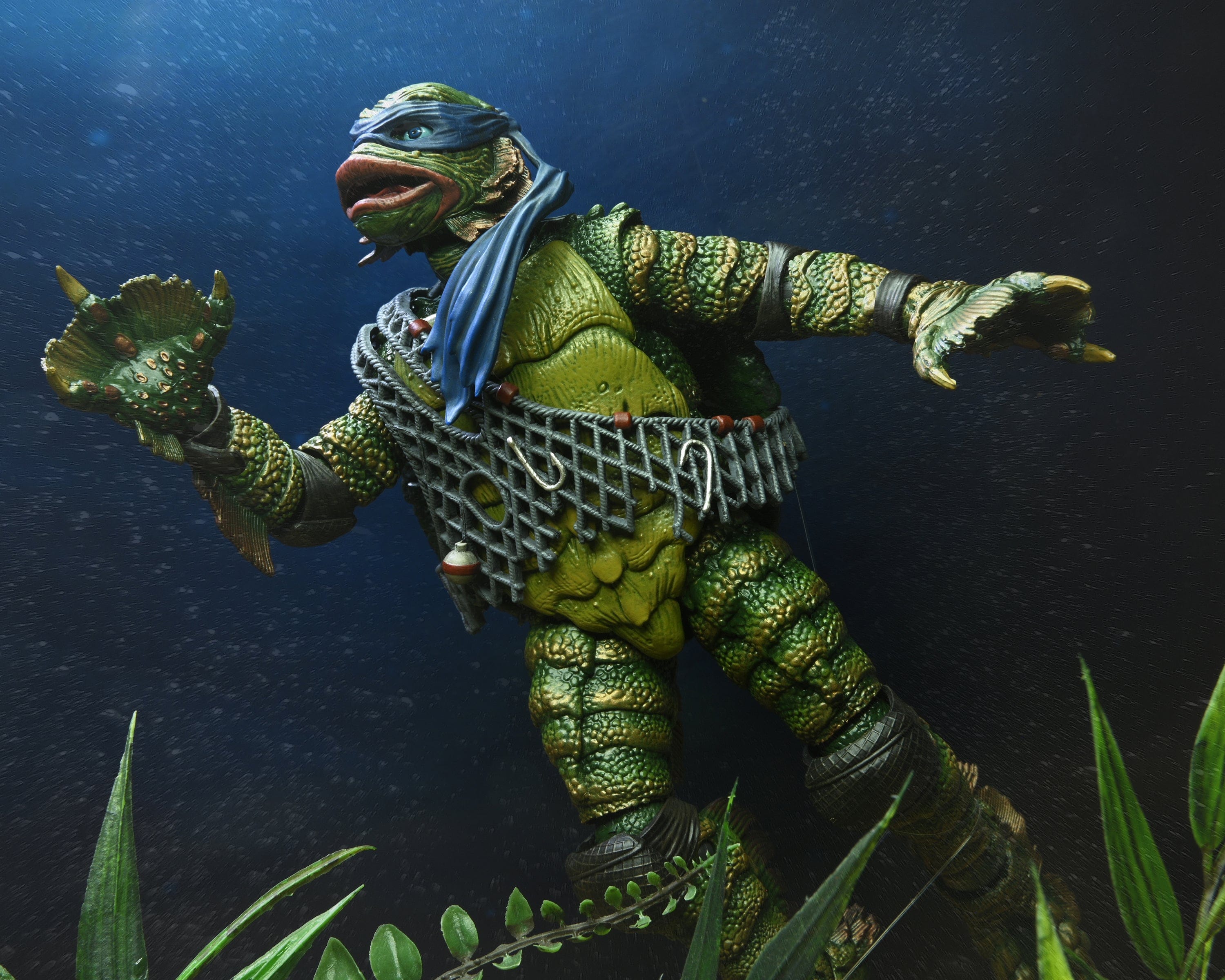 Neca Toys NECA Universal Monsters/Teenage Mutant Ninja Turtles Leonardo as the Creature Action Figure
