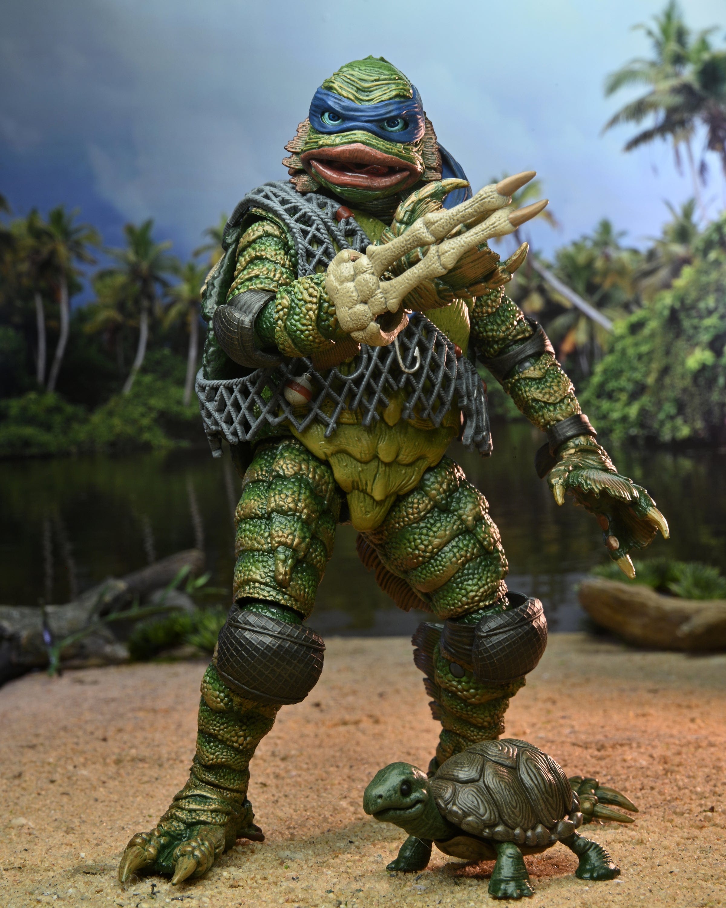 Neca Toys NECA Universal Monsters/Teenage Mutant Ninja Turtles Leonardo as the Creature Action Figure