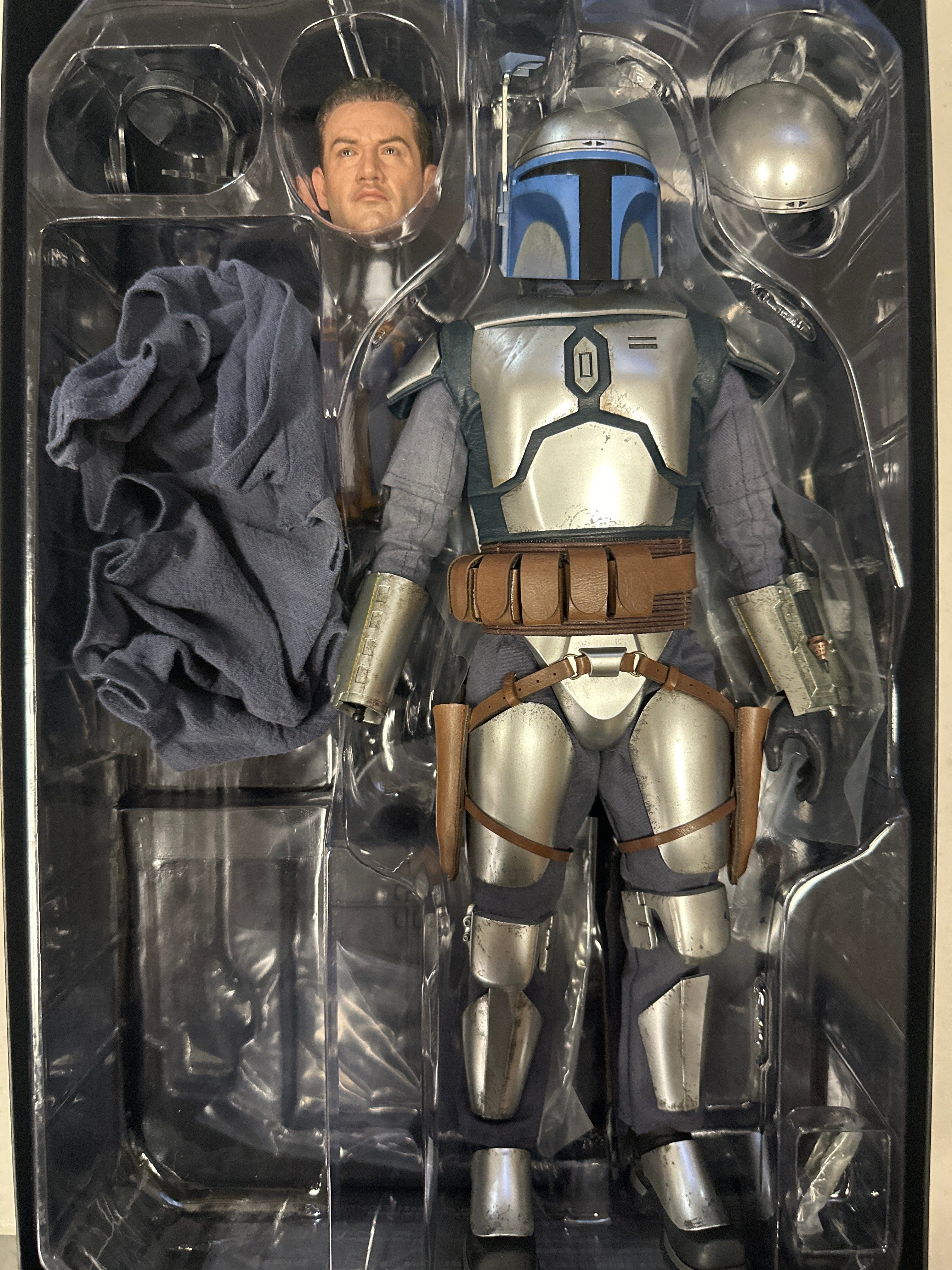 Sideshow **Open Box**Hot Toys 1/6 Scale MMS589 Star Wars Jango Fett Action Figure