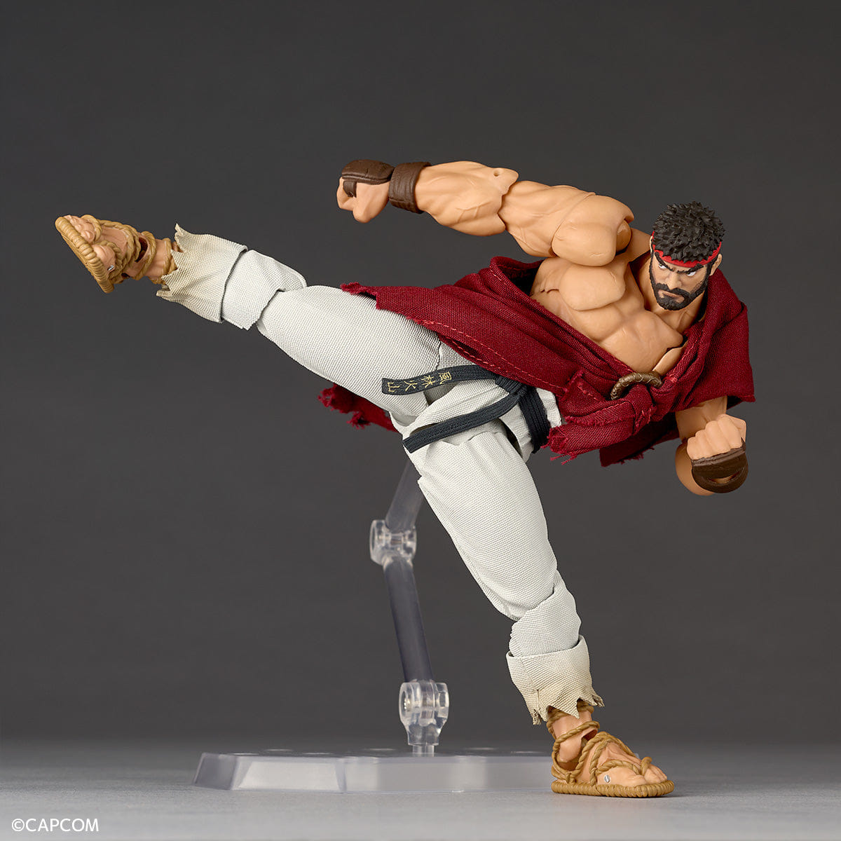 Revoltech Amazing Yamaguchi Street Fighter Ryu Action Figure