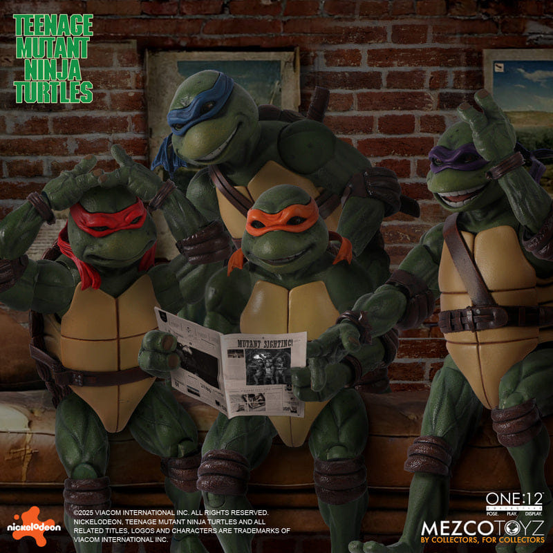 Mezco **Pre Order**Mezco One 12 Teenage Mutant Ninja Turtles (1990) Boxed Set Action Figure
