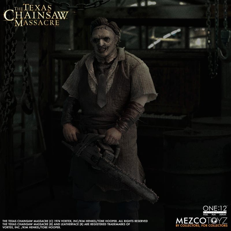 Mezco **Pre Order**Mezco One 12 The Texas Chainsaw Massacre (2003): Leatherface Action Figure
