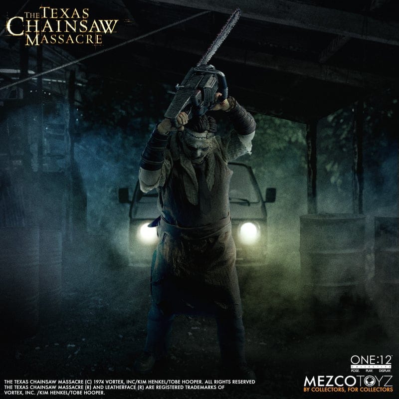 Mezco **Pre Order**Mezco One 12 The Texas Chainsaw Massacre (2003): Leatherface Action Figure