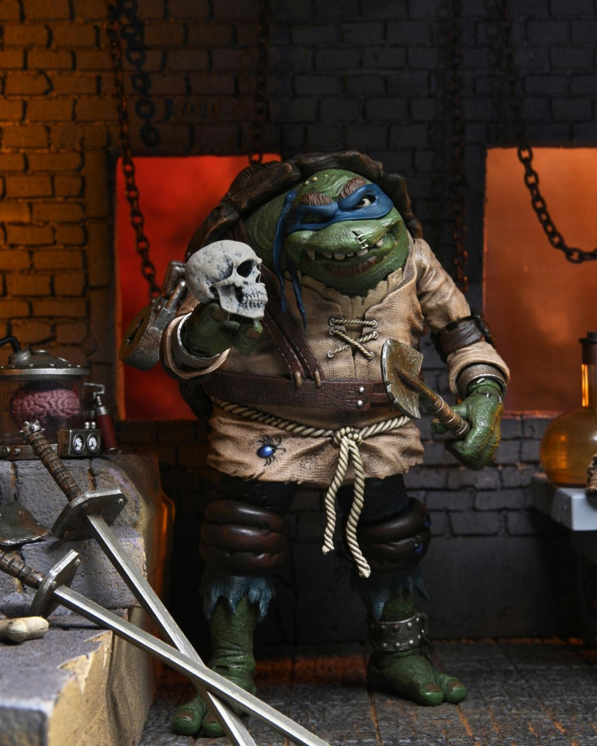 Neca Toys NECA Universal Monsters x TMNT Ultimate Leonardo as The Hunchback Action Figure