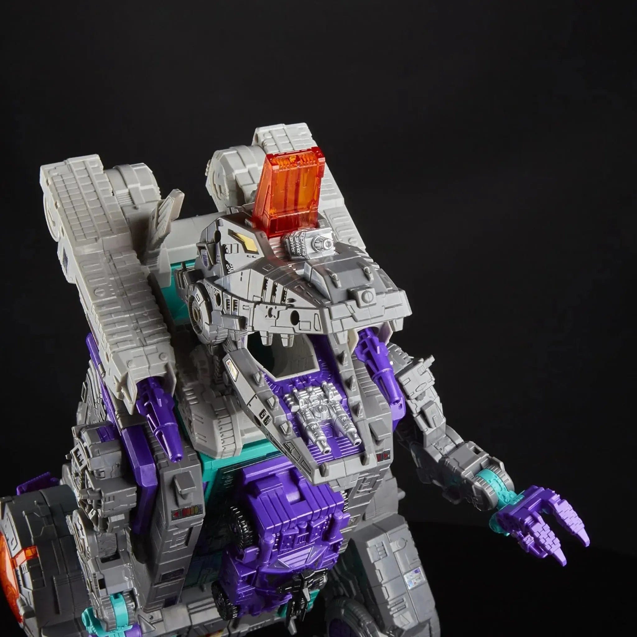 Hasbro Transformers Generations Titans Return - Trypticon Action Figure (18") - Titan Class