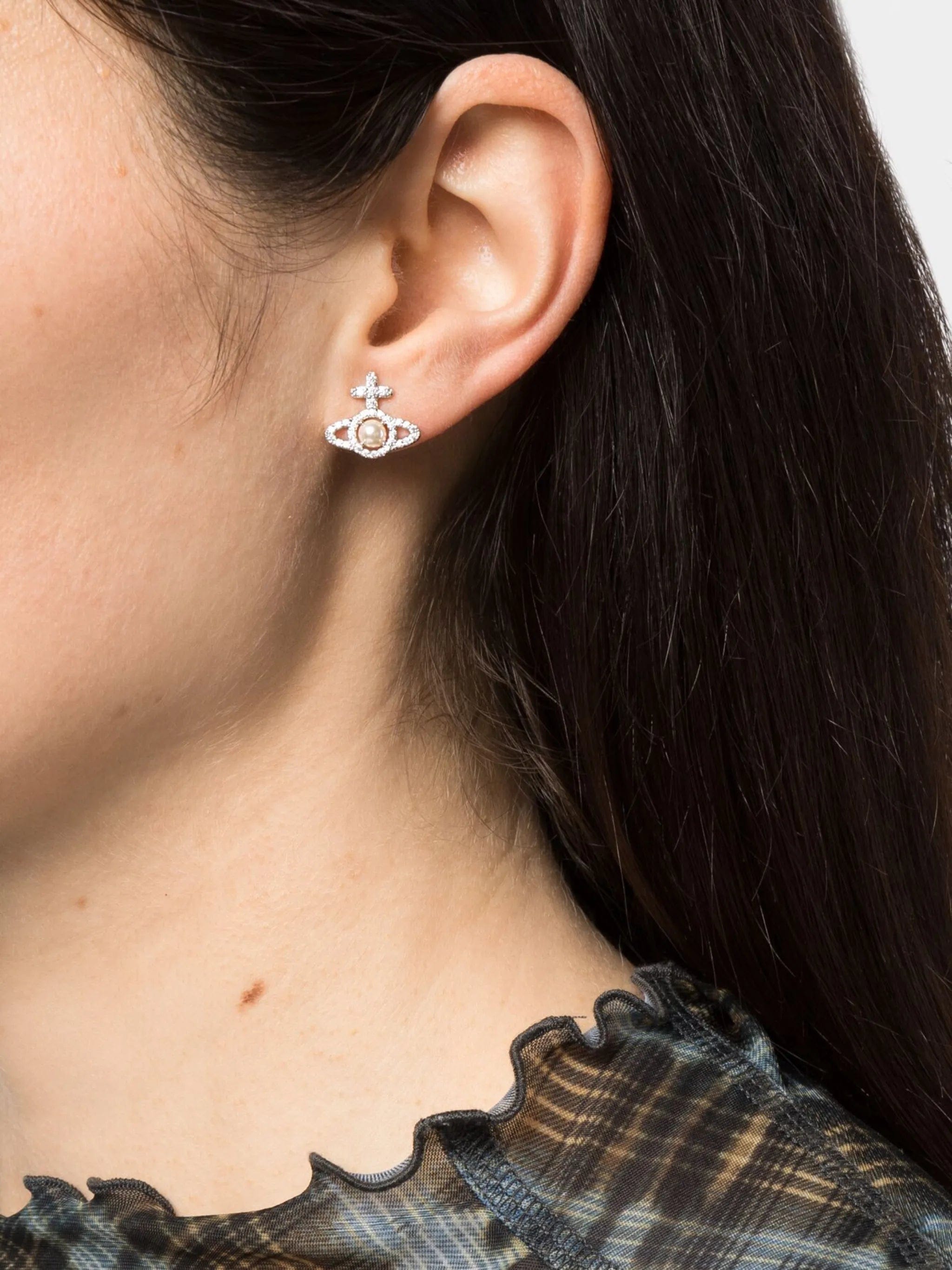 Vivienne Westwood orb pearl earrings
