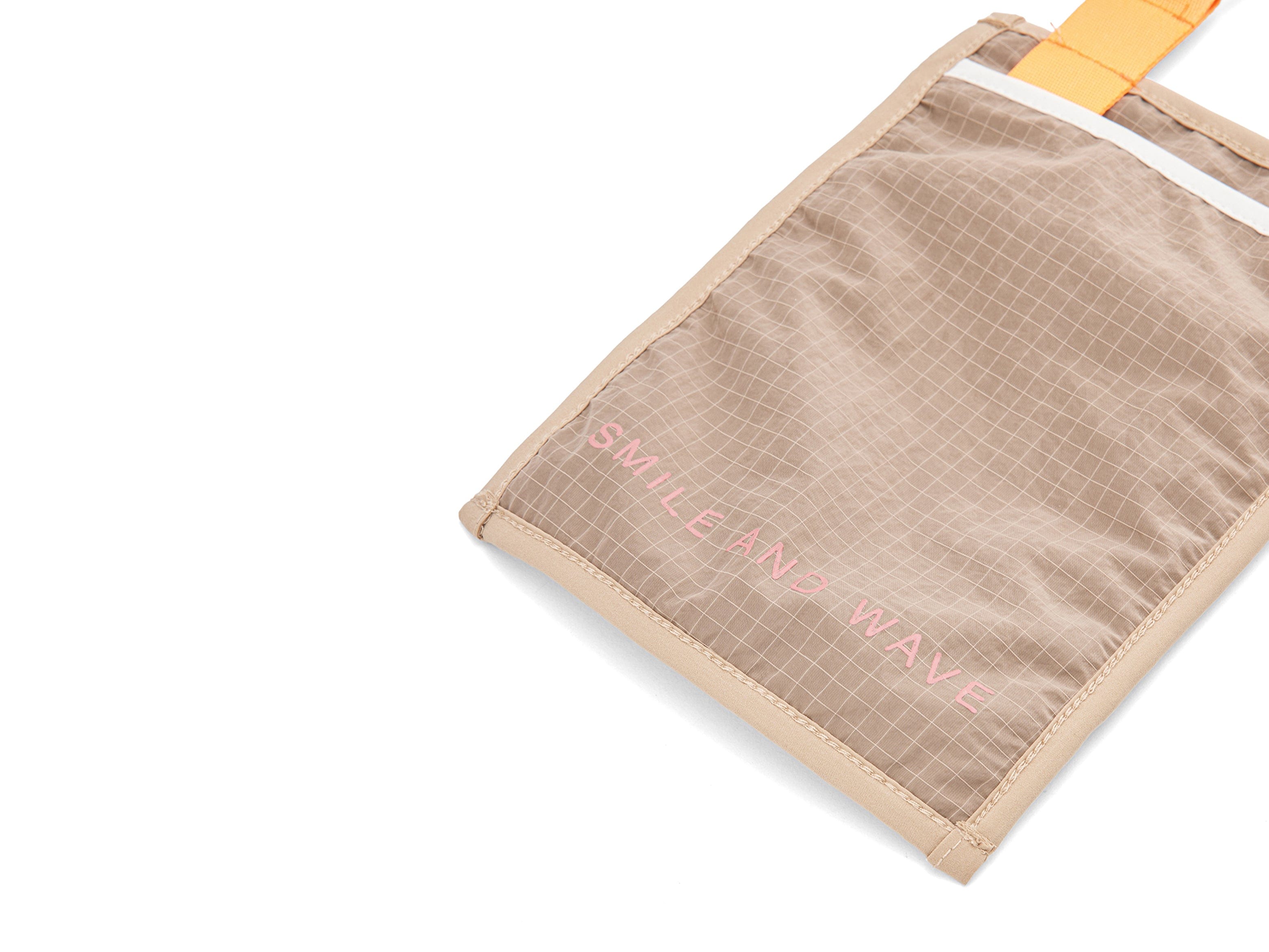 Smile and Wave Rupert Passport Bag - Brown