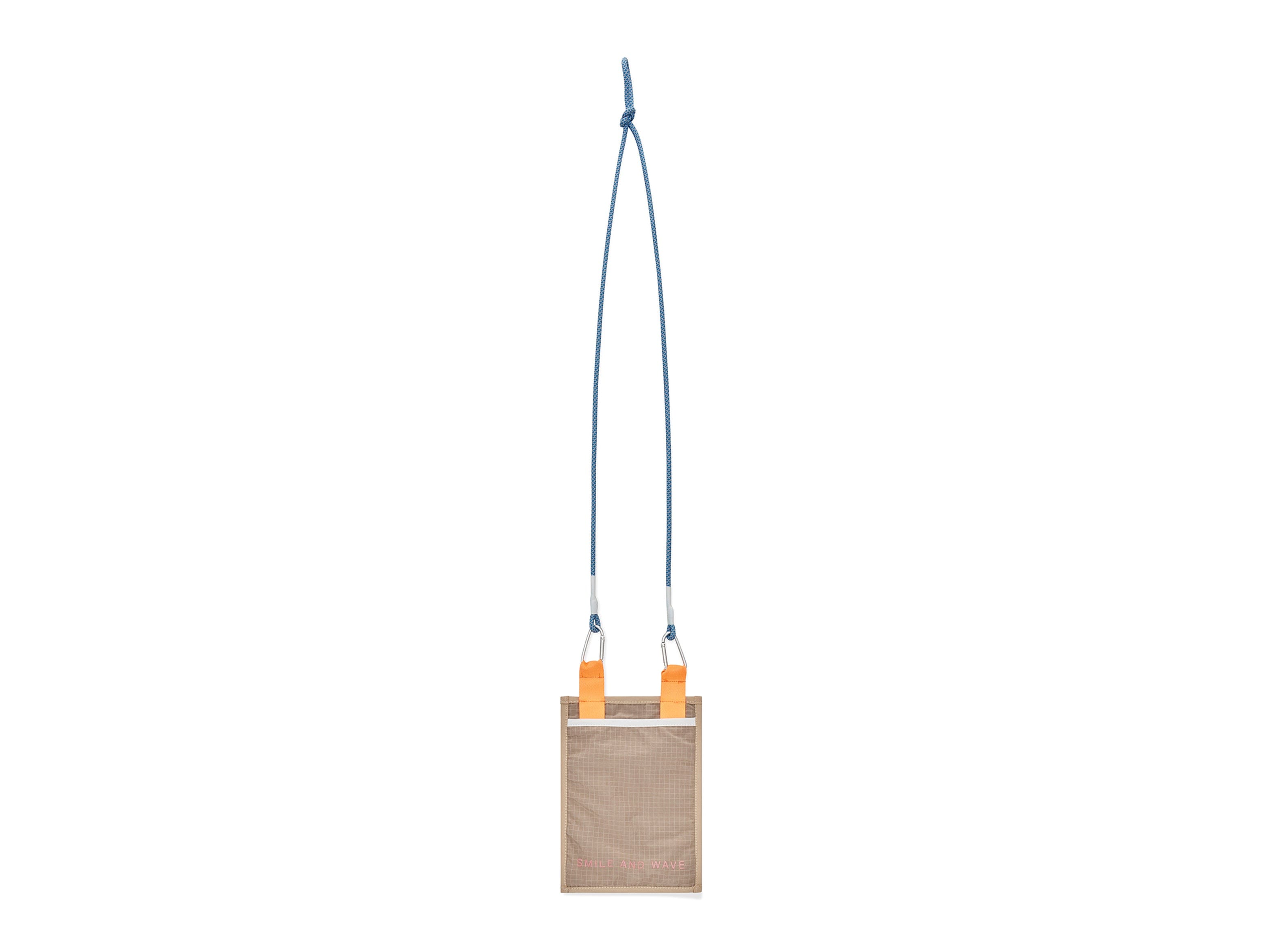 Smile and Wave Rupert Passport Bag - Brown