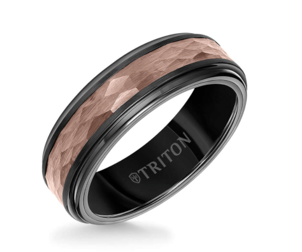 Triton Men's 7 mm Hammer Finish Flat Edge Band
