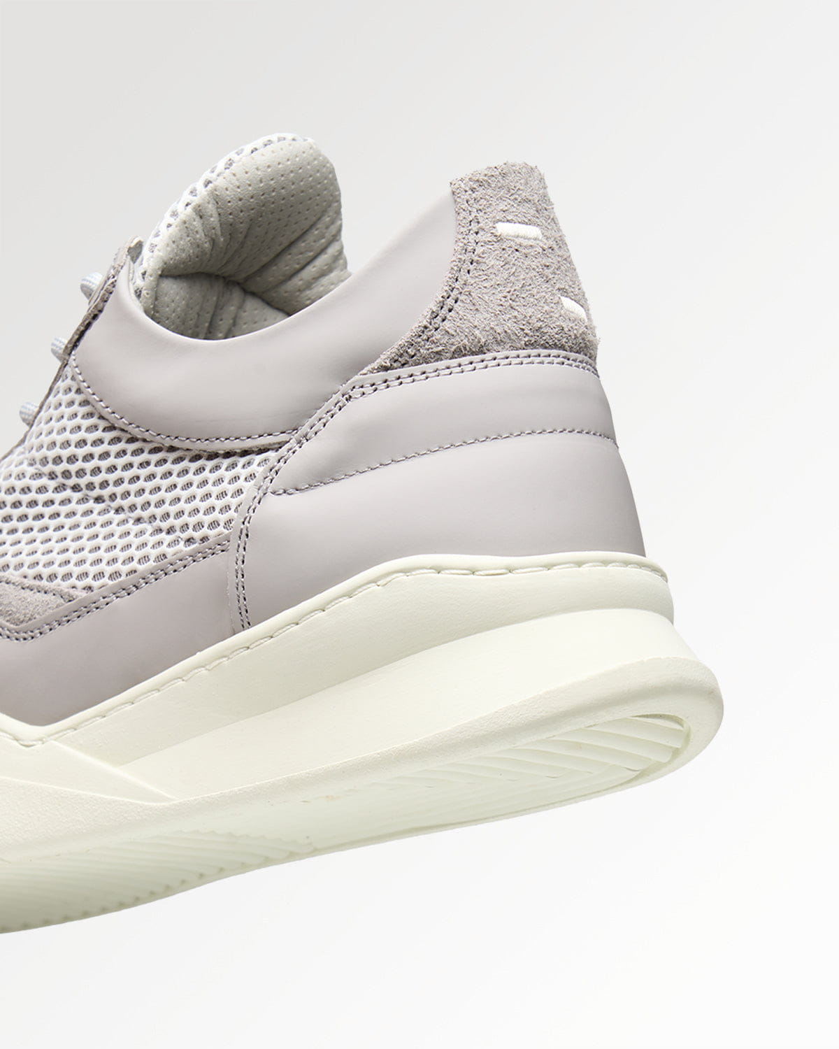 Conventional Low Top Ghost Mesh Grey / White