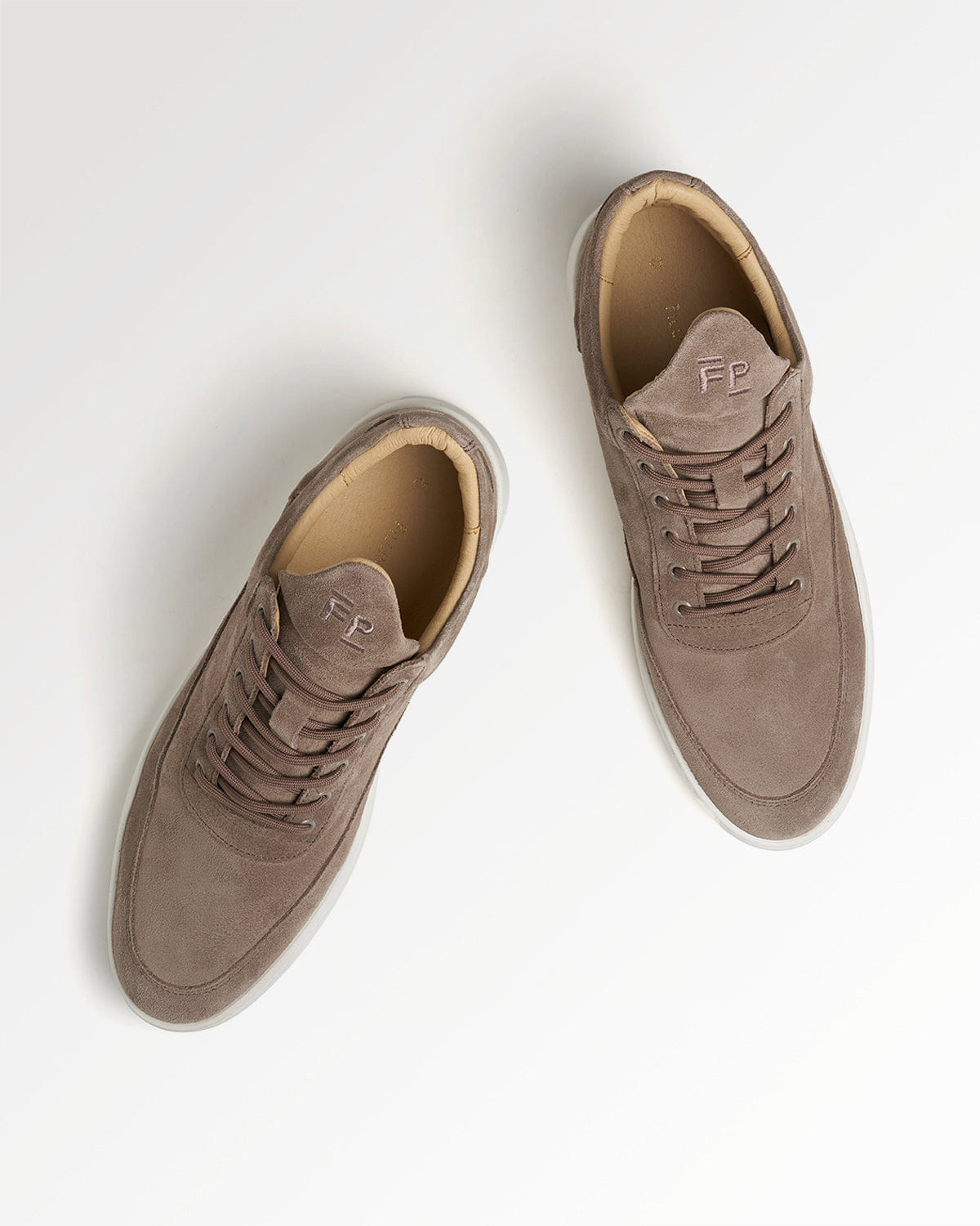 Conventional Low Top Organic Suede Earth