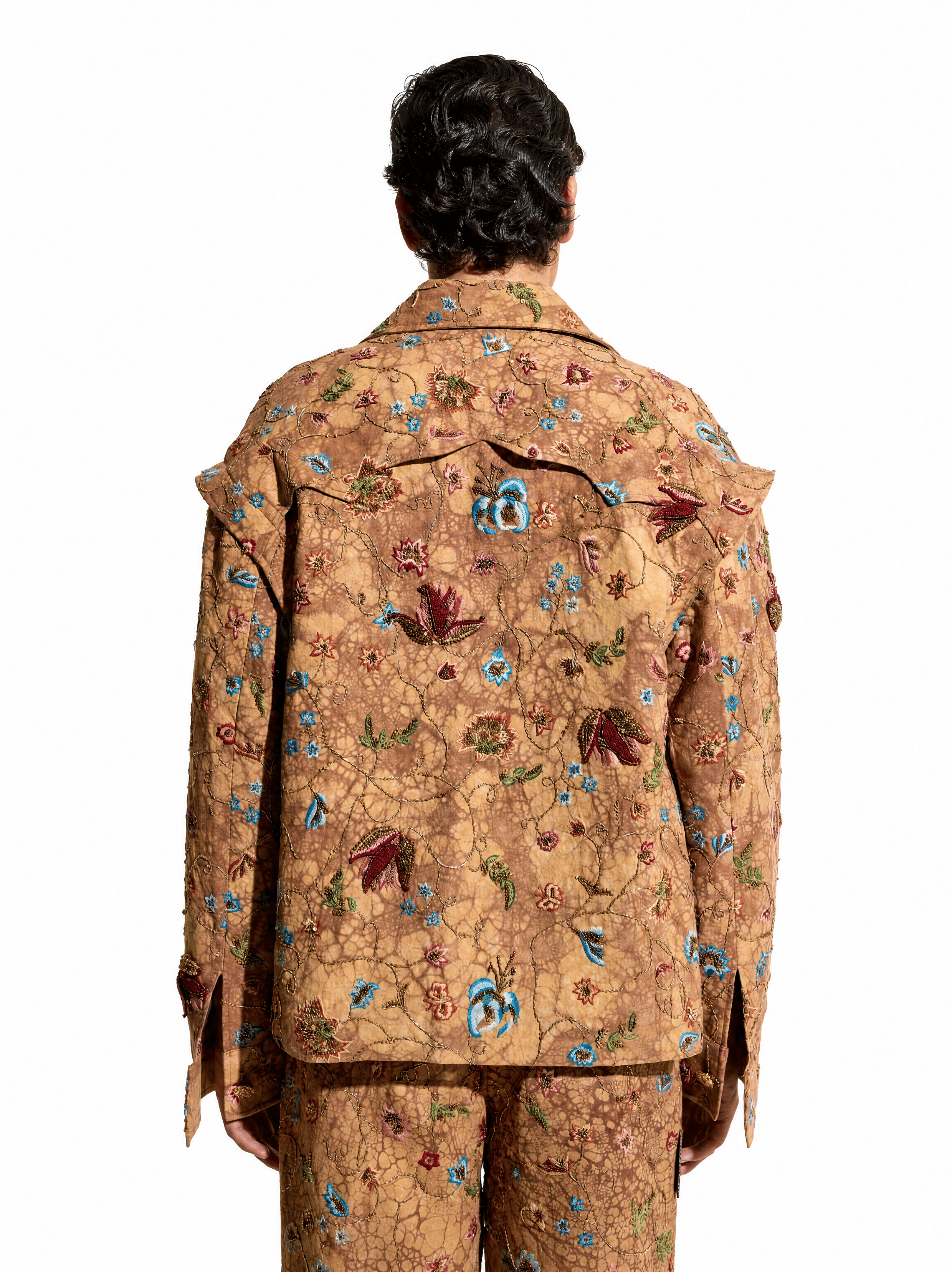F A R A K Sandstone Jacket