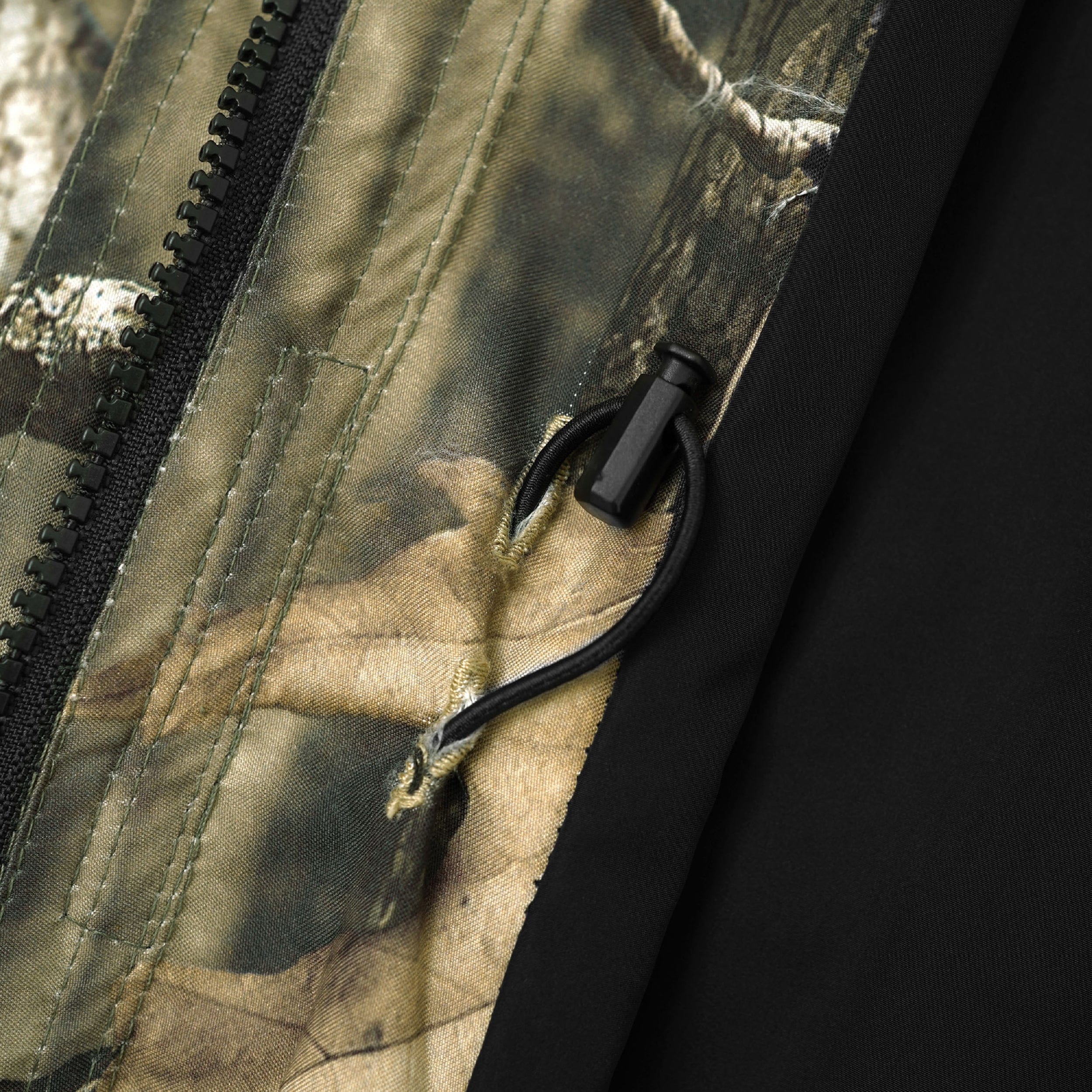 Pot Meets Pop Leafy Outdoor Jacket - Real Camo