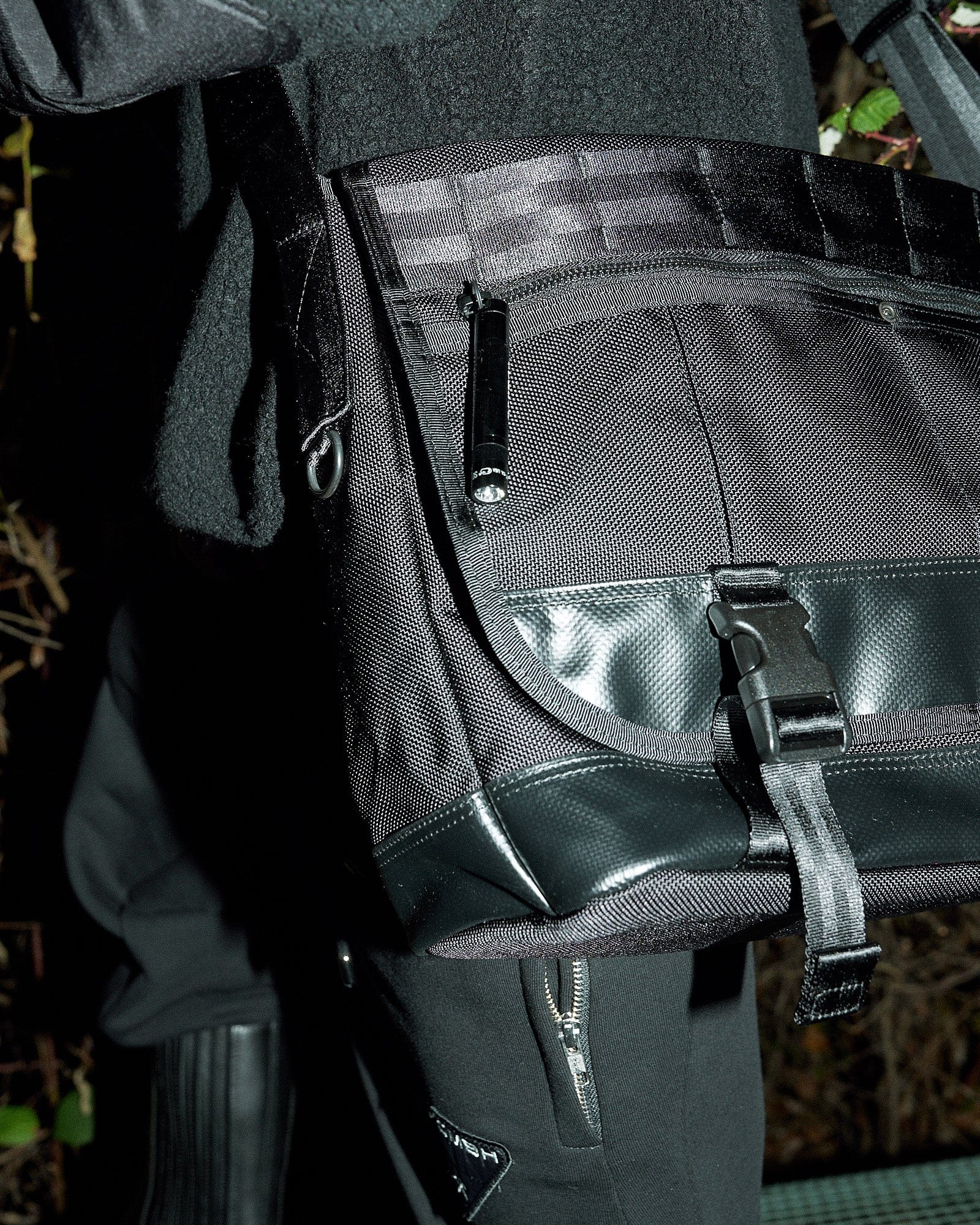 Porter-Yoshida & Co. Heat Messenger Bag (L)