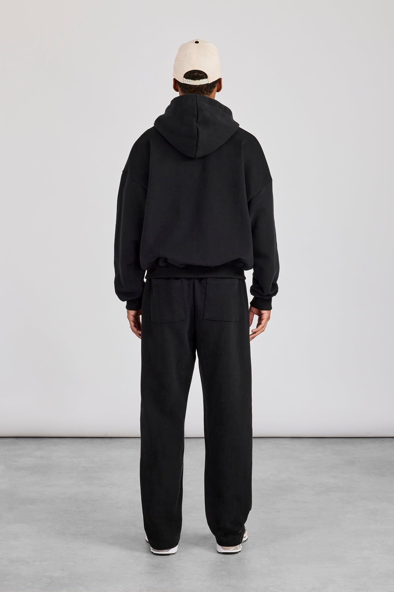Cernucci Zip Through Boxy Hoodie & Relaxed Jogger - Black