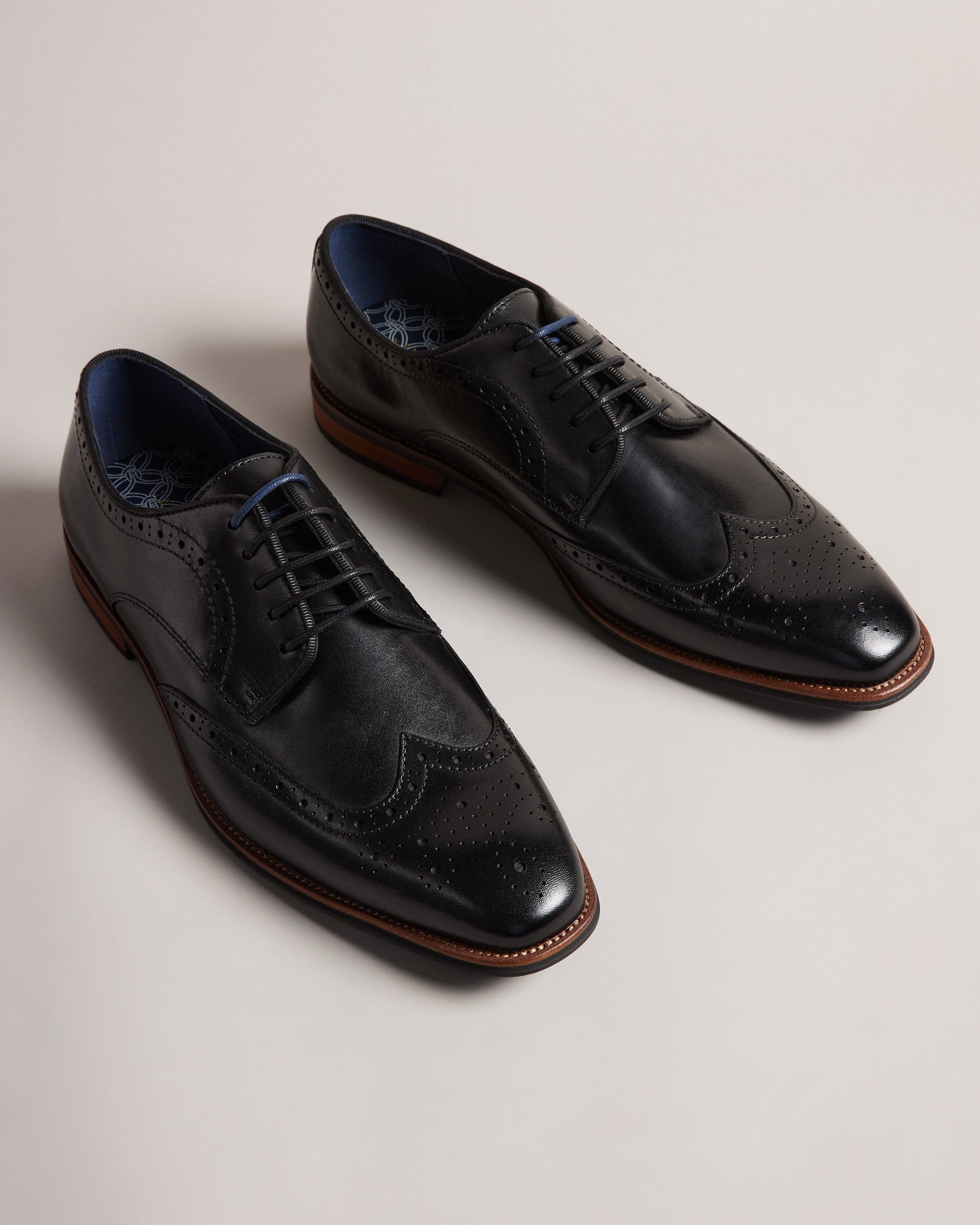 SHOE Markuse Brogue Derby Formal Shoe Black