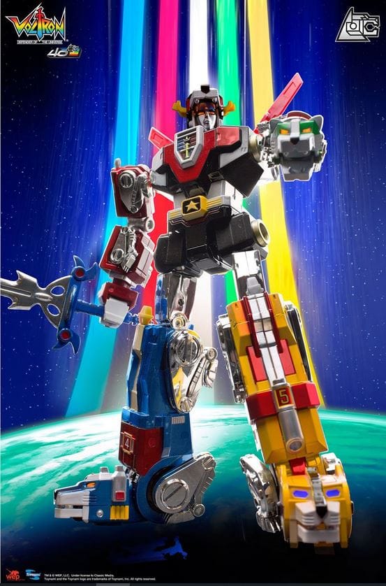 Playmates Voltron 40th Anniversary Gift Set with Light up Sound Base Action Figure