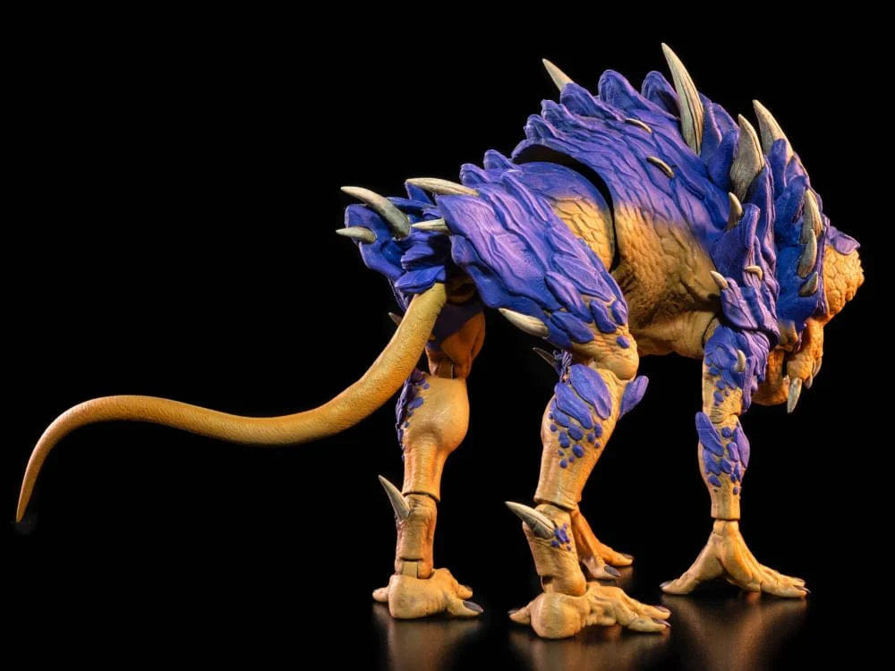 Four Horsemen Cosmic Legions: OxKrewe: Book One, Thraxxon - Lowland Scapeback Action Figure