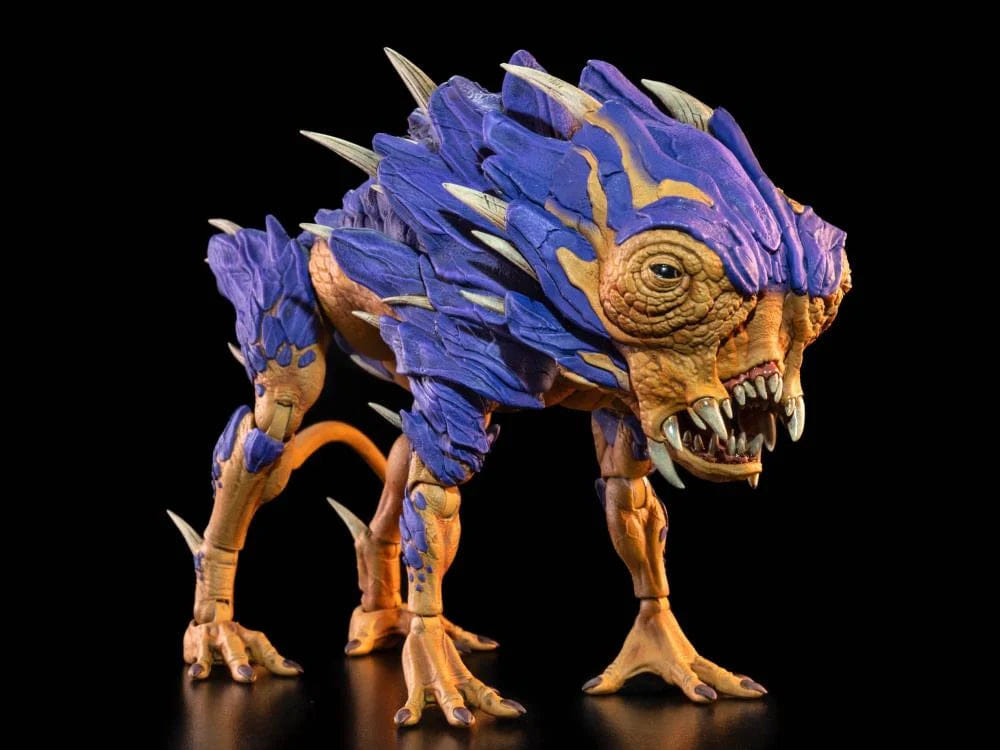 Four Horsemen Cosmic Legions: OxKrewe: Book One, Thraxxon - Lowland Scapeback Action Figure