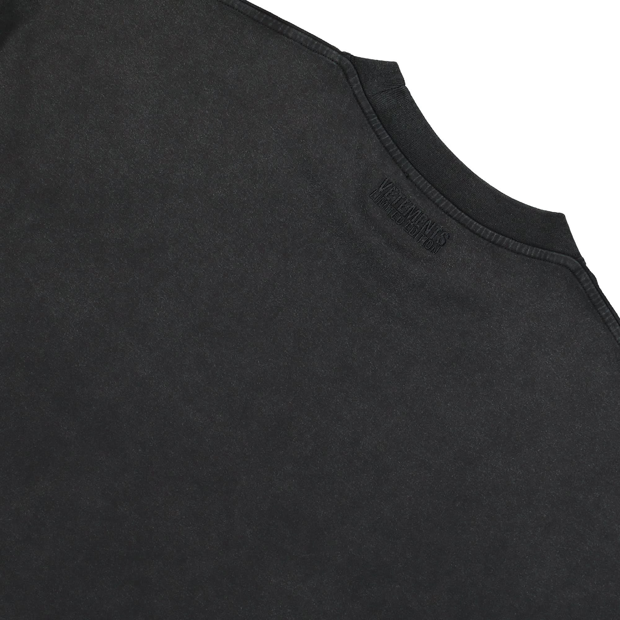 Vetements Spring Logo T - Shirt