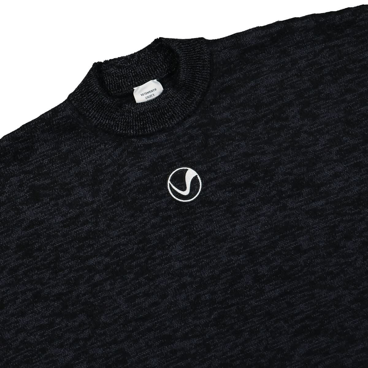 Vetements V - Logo Knitted Sweater