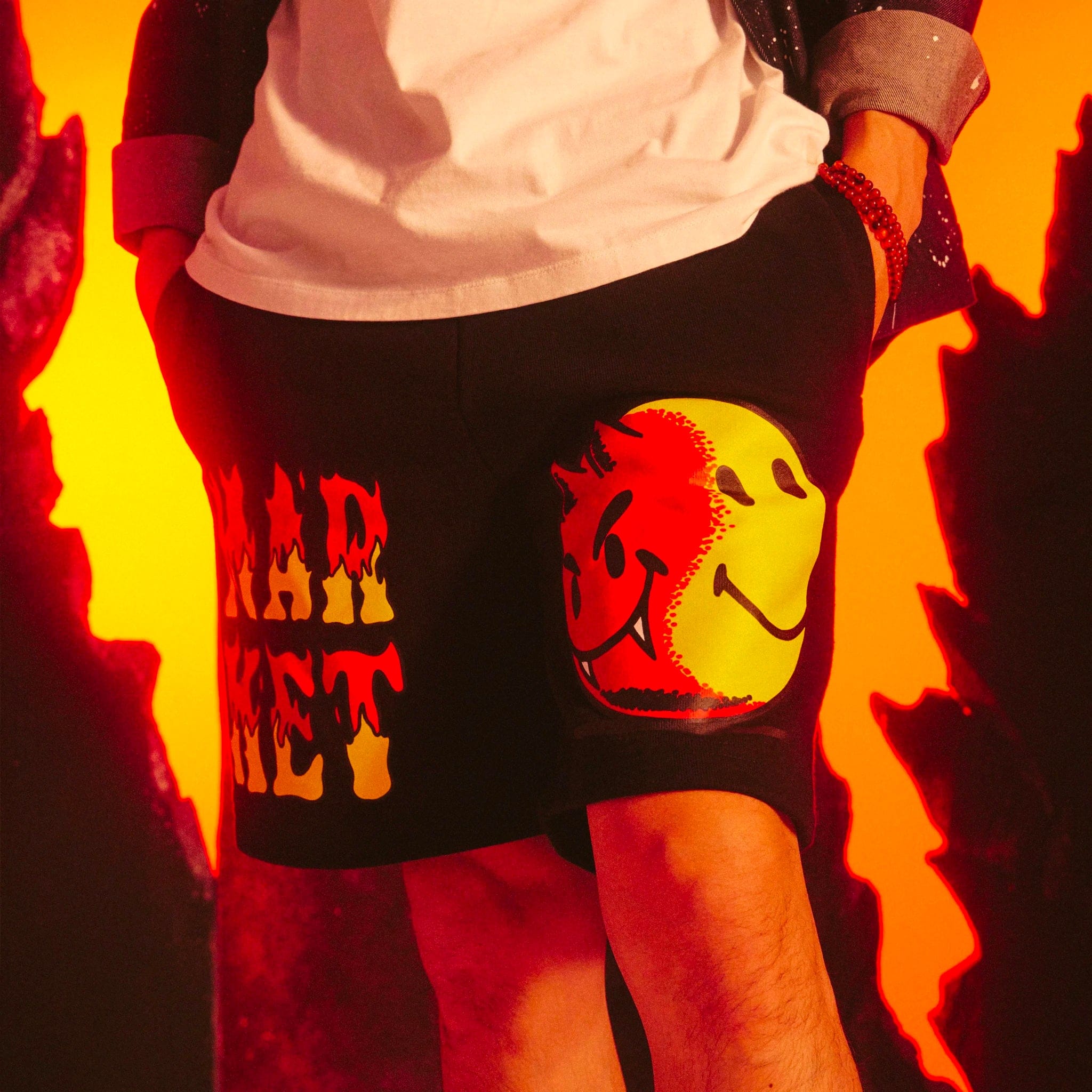 Market SMILEY GOOD AND EVIL SWEATSHORTS