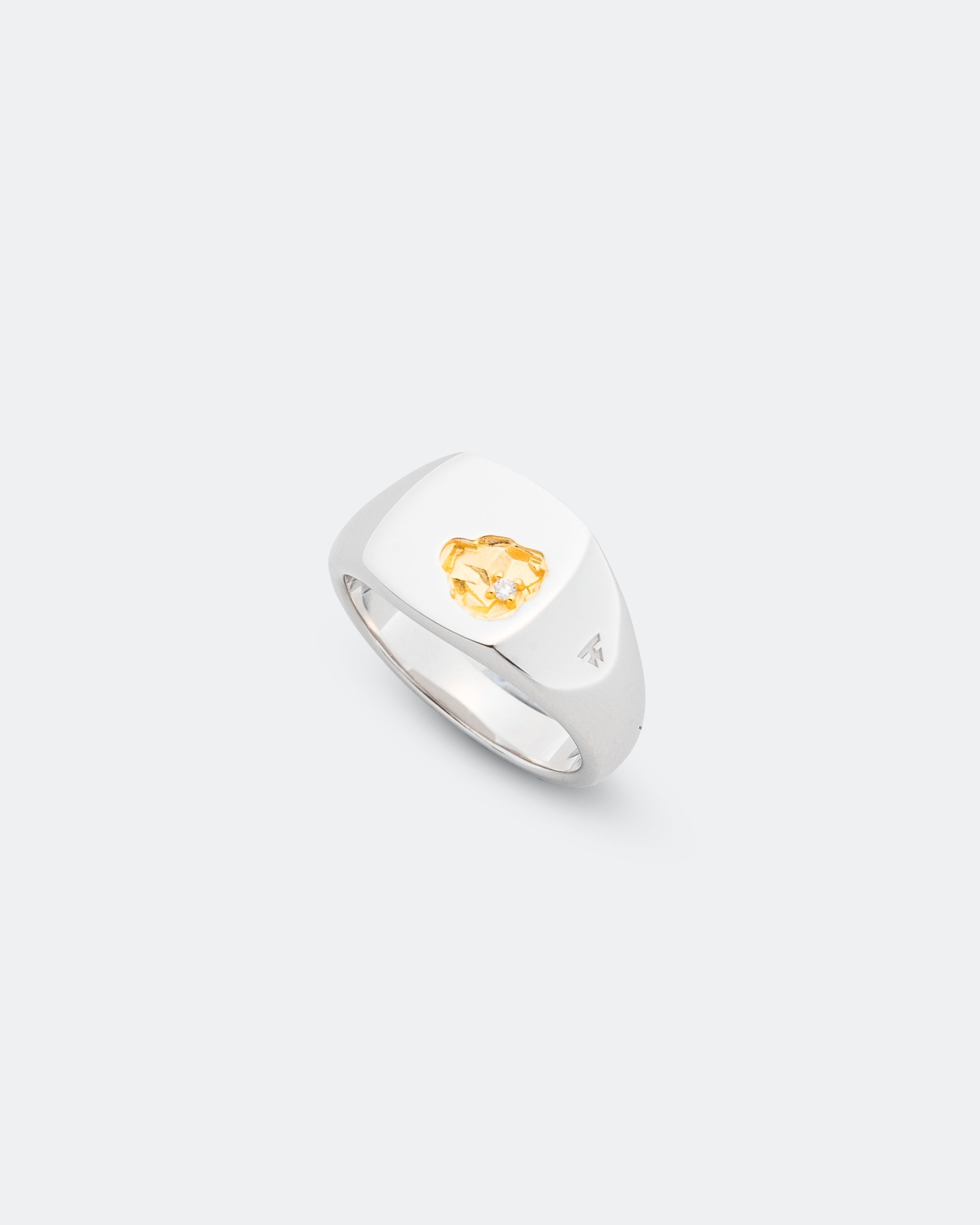 Tom Wood Mined Ring Small Diamond - 18K Gold/925 Sterling Silver