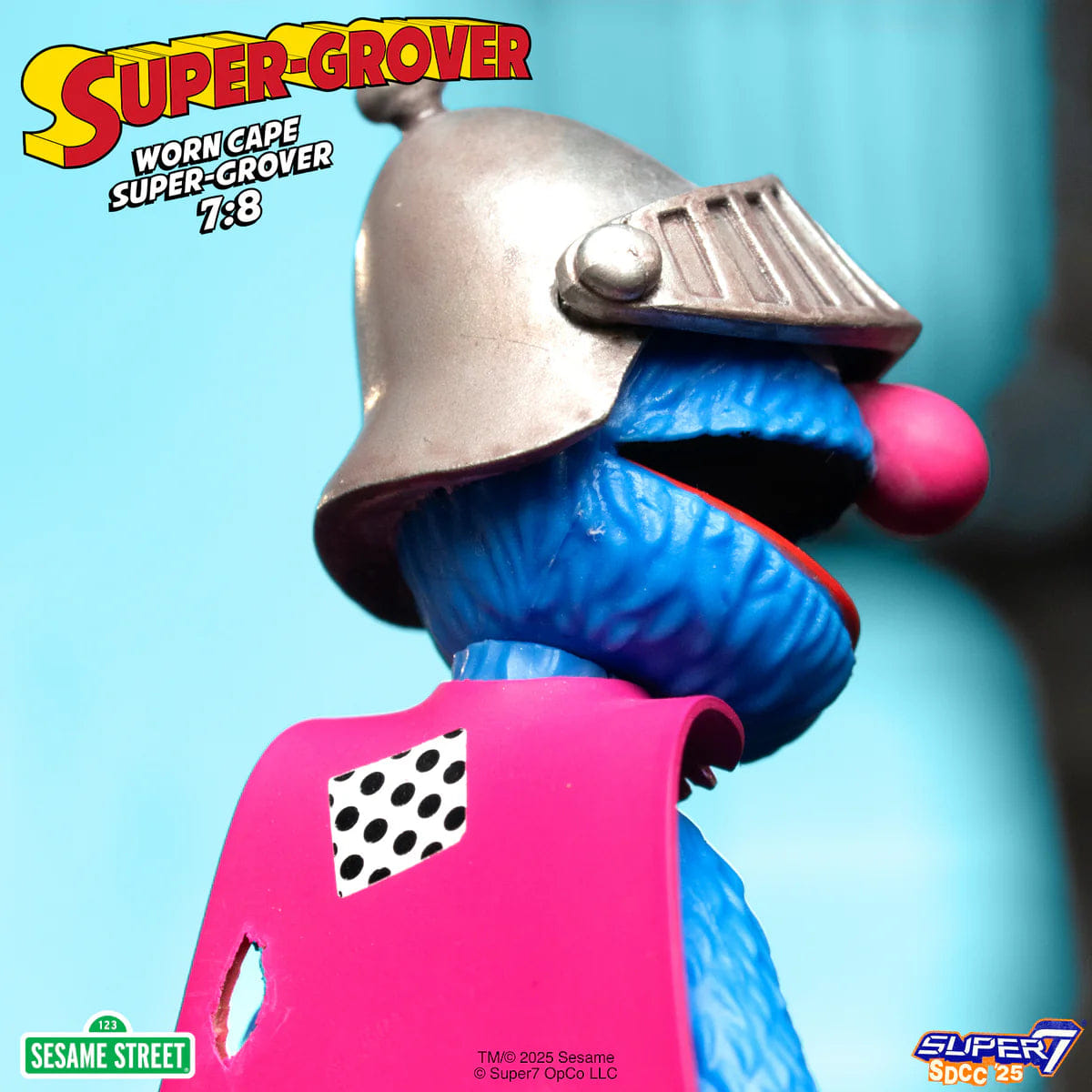 Super7 SESAME STREET REACTION FIGURES - SUPER GROVER (W/CHASE)