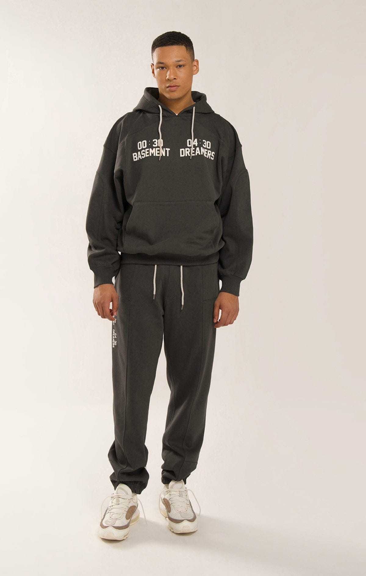 NAC 00:30 04:30 HOODIE