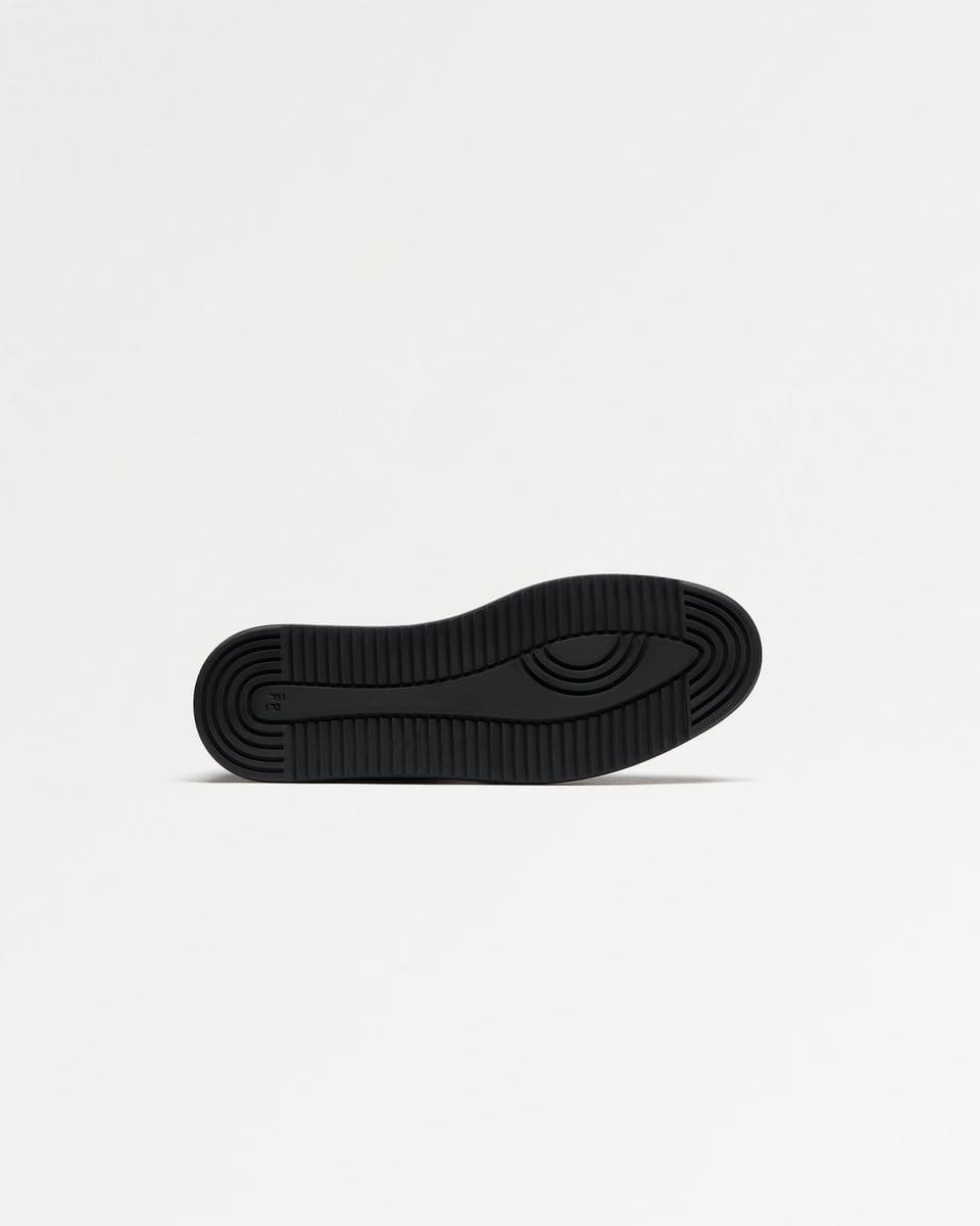 Conventional Mondo 2.0 Ripple Nubuck All Black