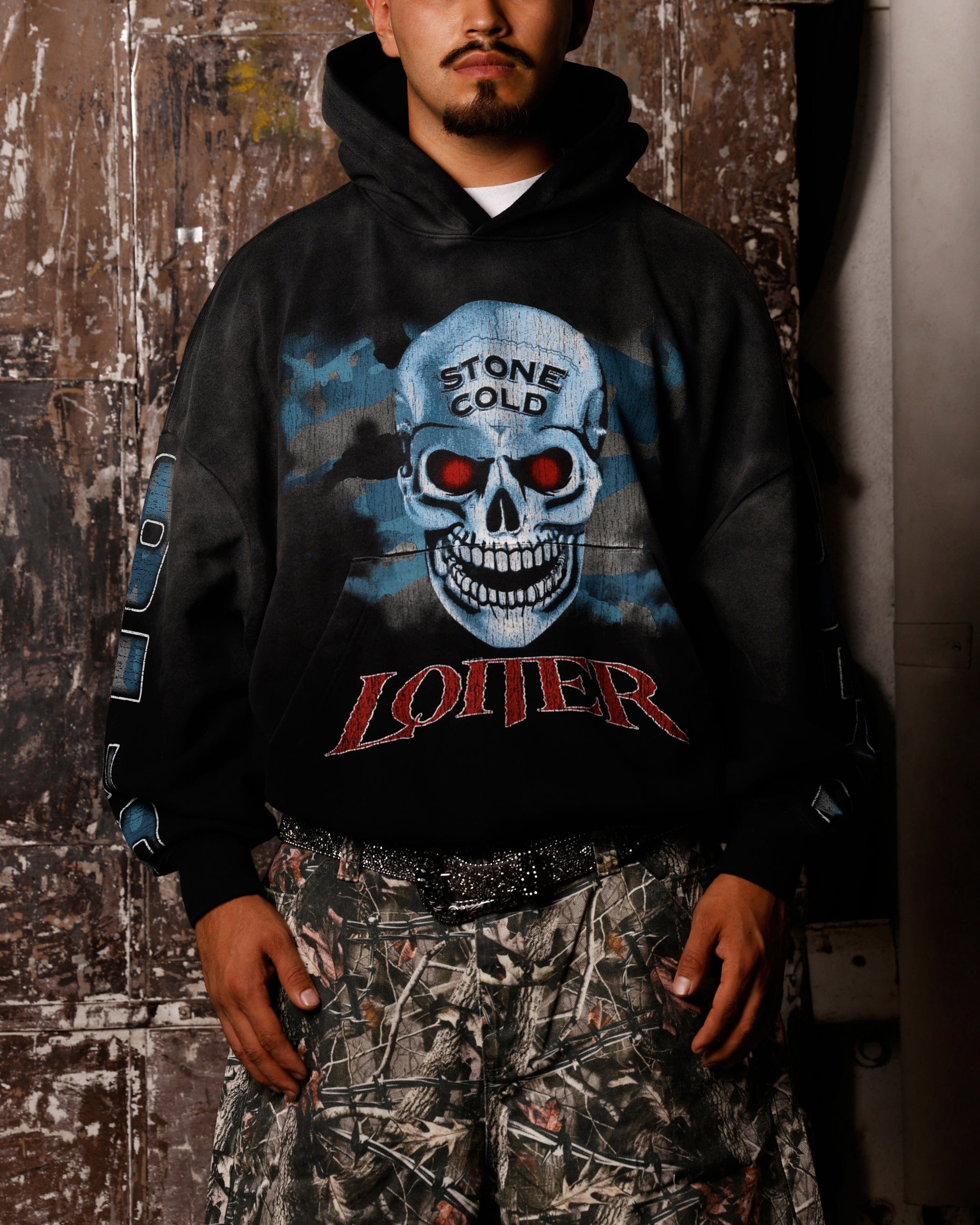 Loiter x WWE Stone Cold Premium Hoodie Vintage Black