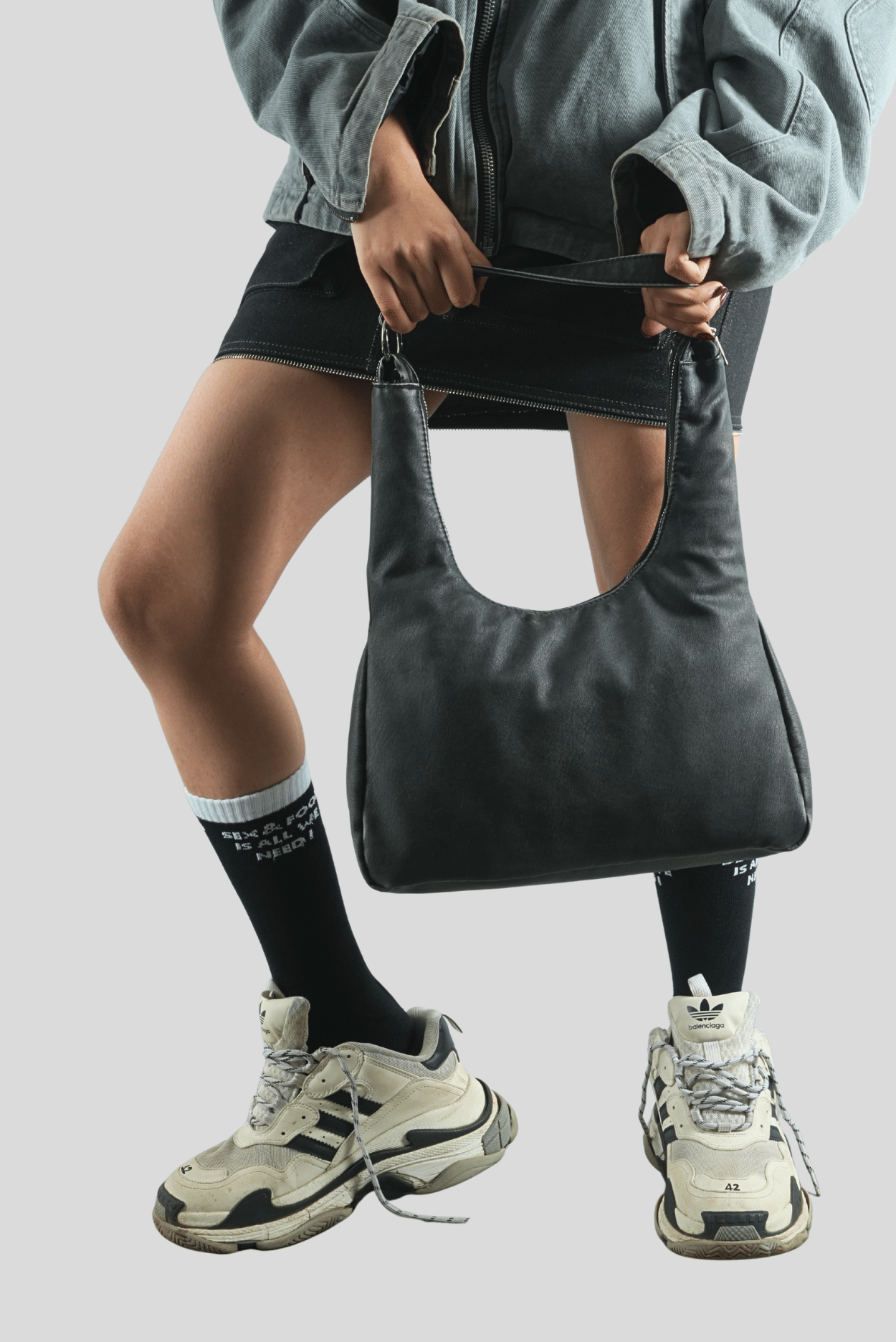 Manaca Noir Flux Shoulder Bag