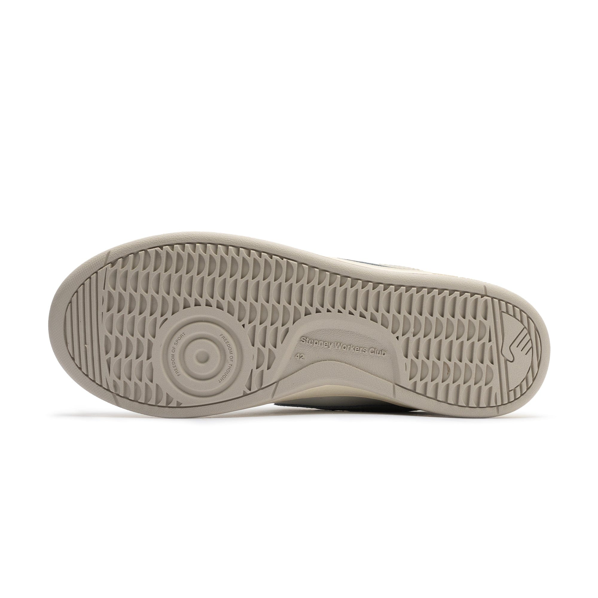Stepney Workers Club Pro Cup 01 S - Strike Putty YQ02500