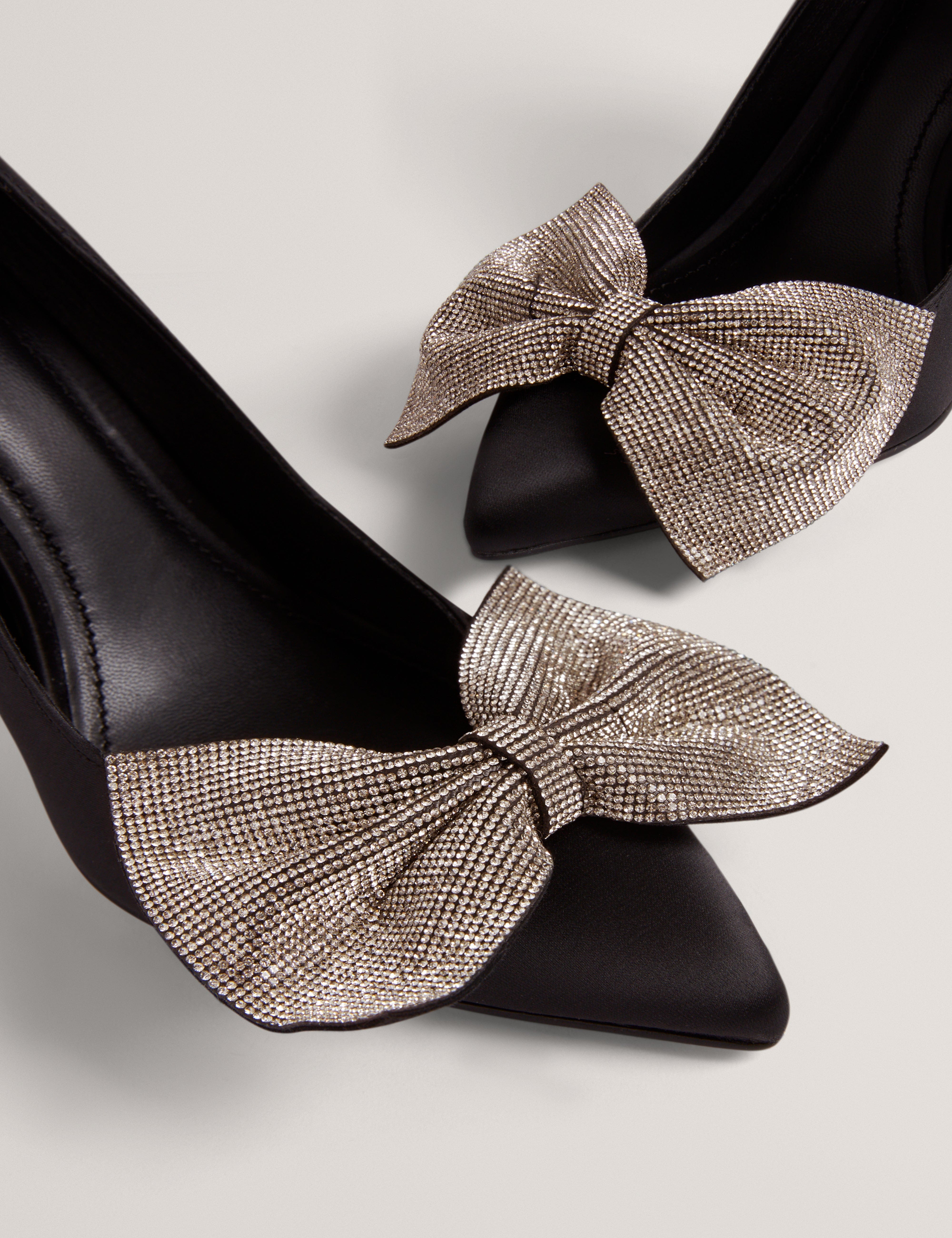 Ted Baker MOV Criisti Bow Embellished Heel Court Shoe Black