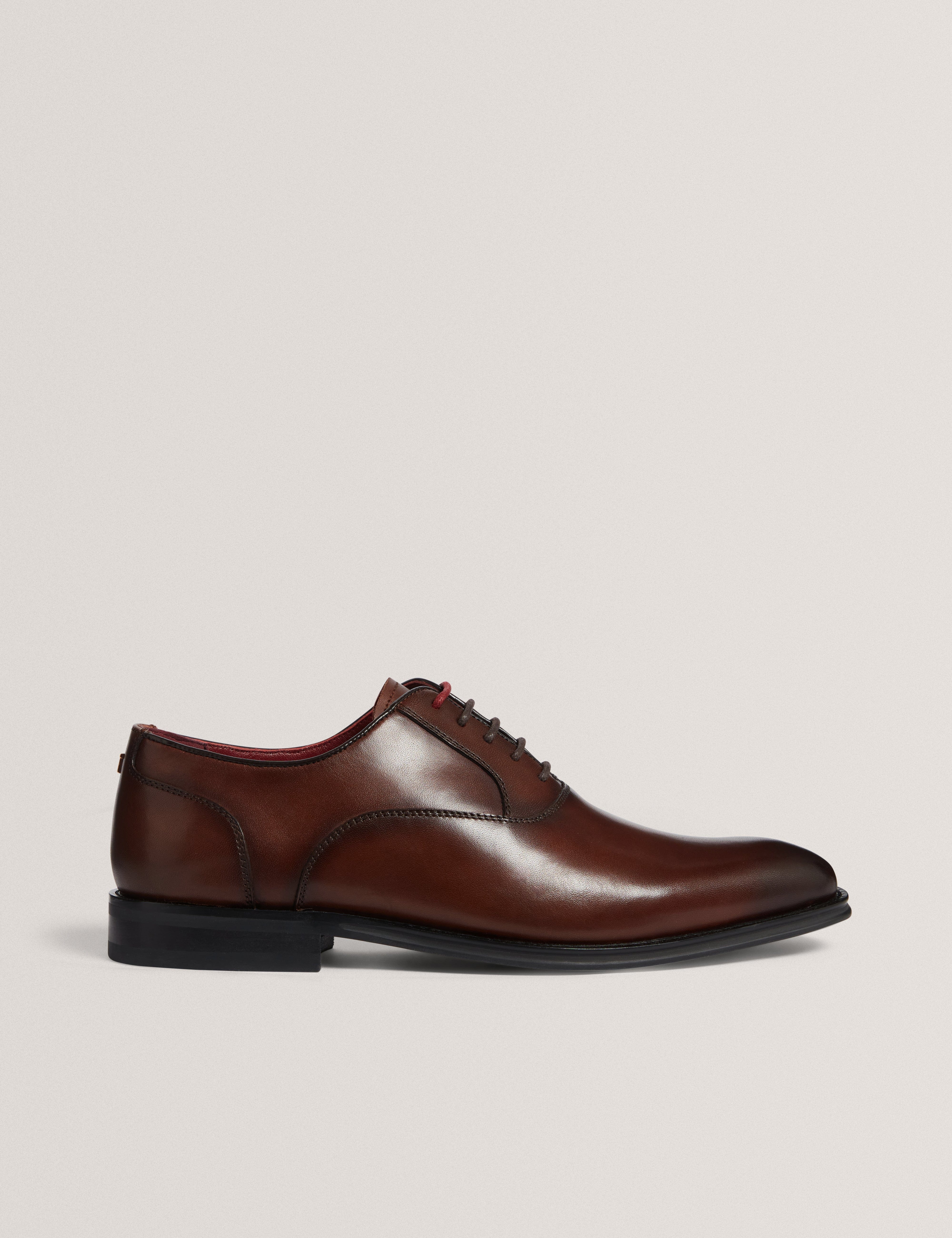 SHOE Wylden Brogue Shoe Brown