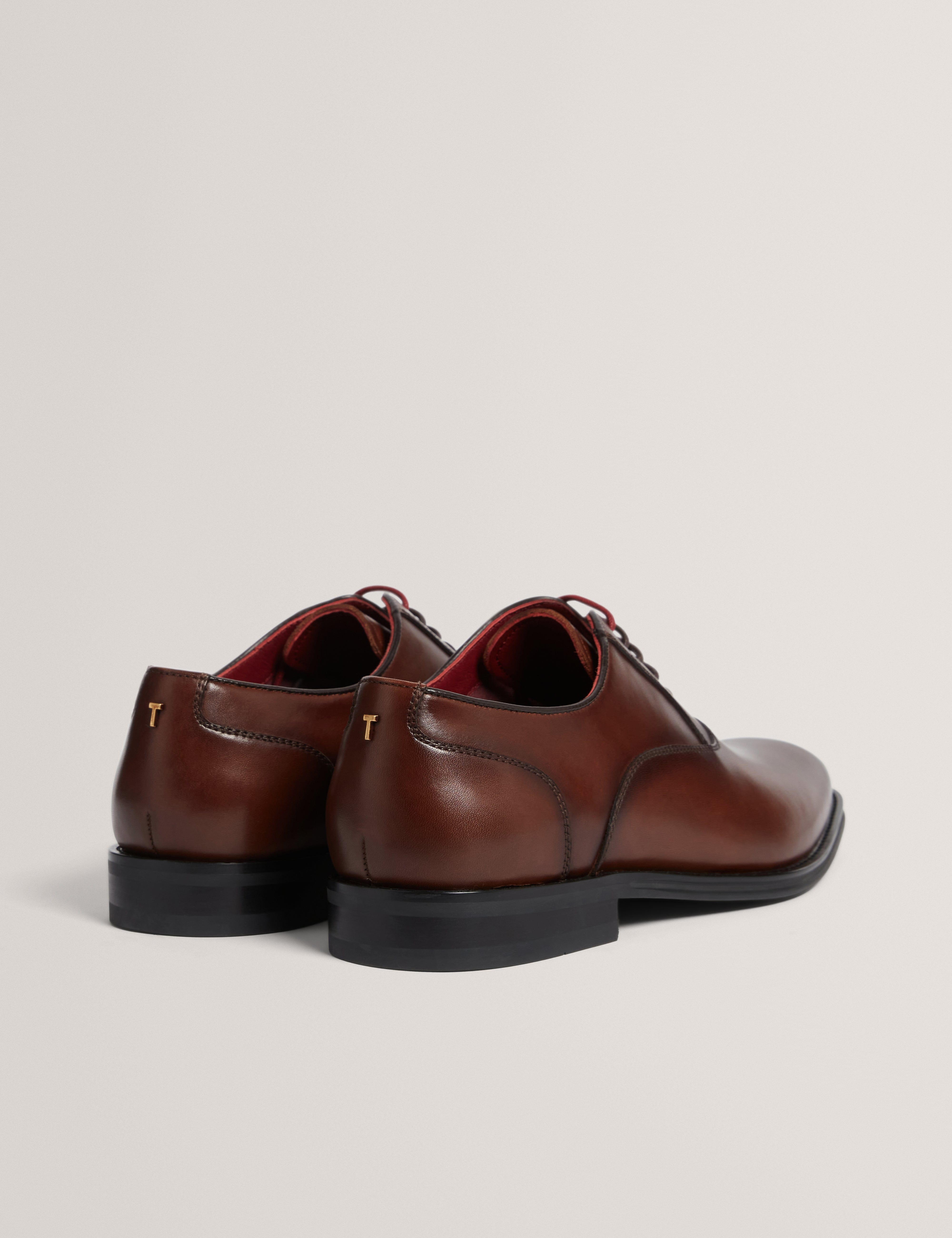 SHOE Wylden Brogue Shoe Brown