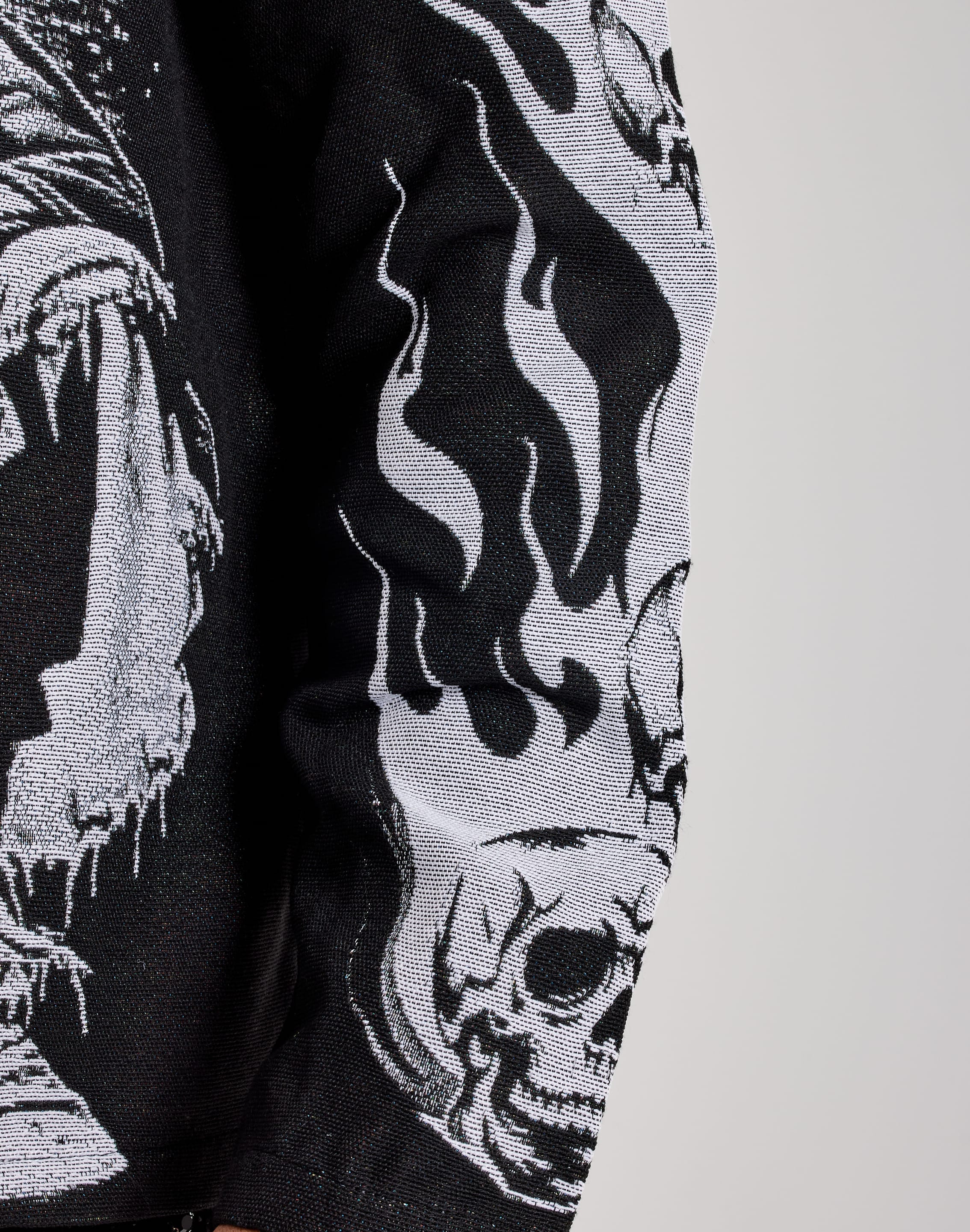 Majestik Skull Tapestry Hoodie