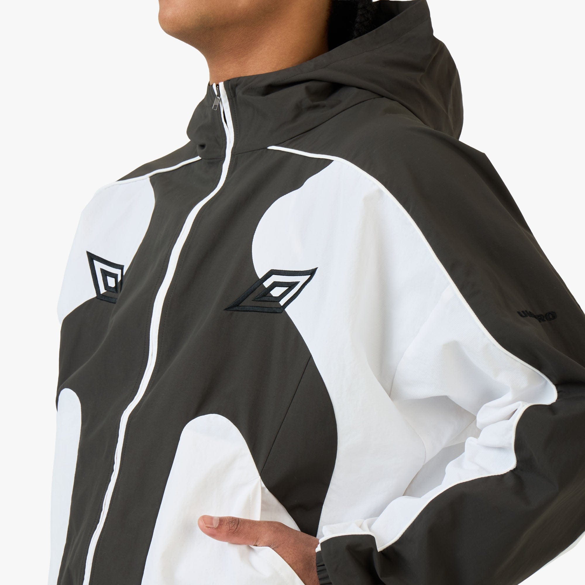 Umbro Guarding Masked Tracksuit White / Dark Olive
