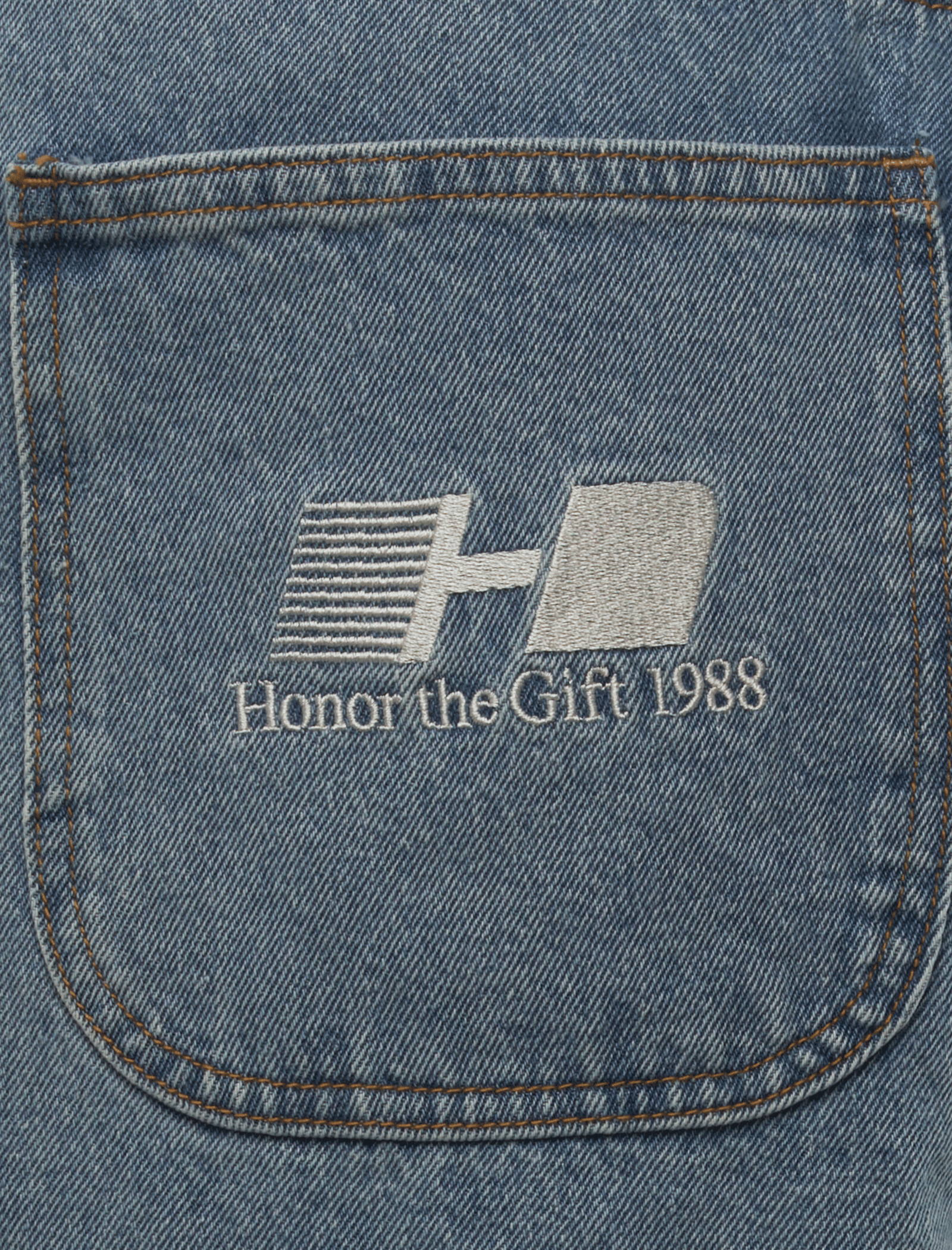 HONOR THE GIFT FRAYED EDGE 11" DENIM BERMUDAS