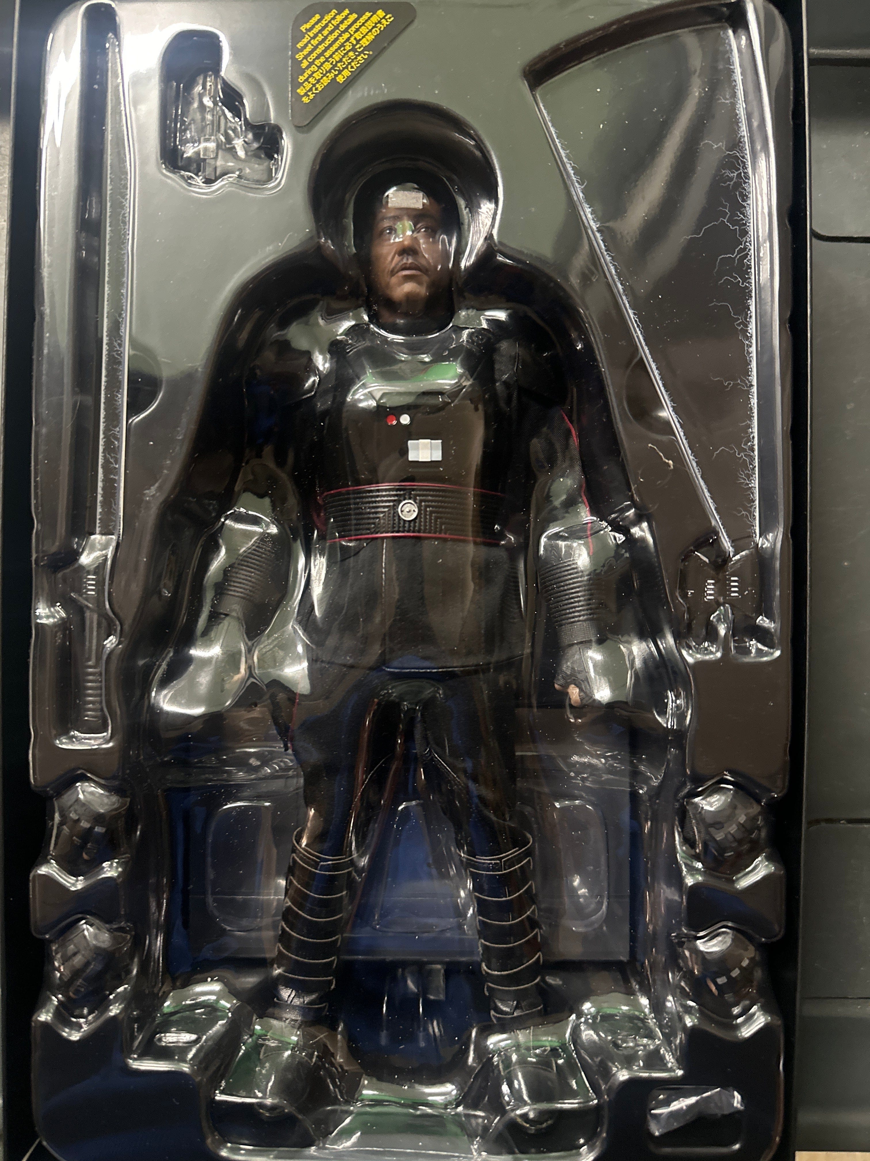 Sideshow **Open Box**Hot Toys 1/6 Scale Star Wars Moff Gideon TMS029 Action Figure