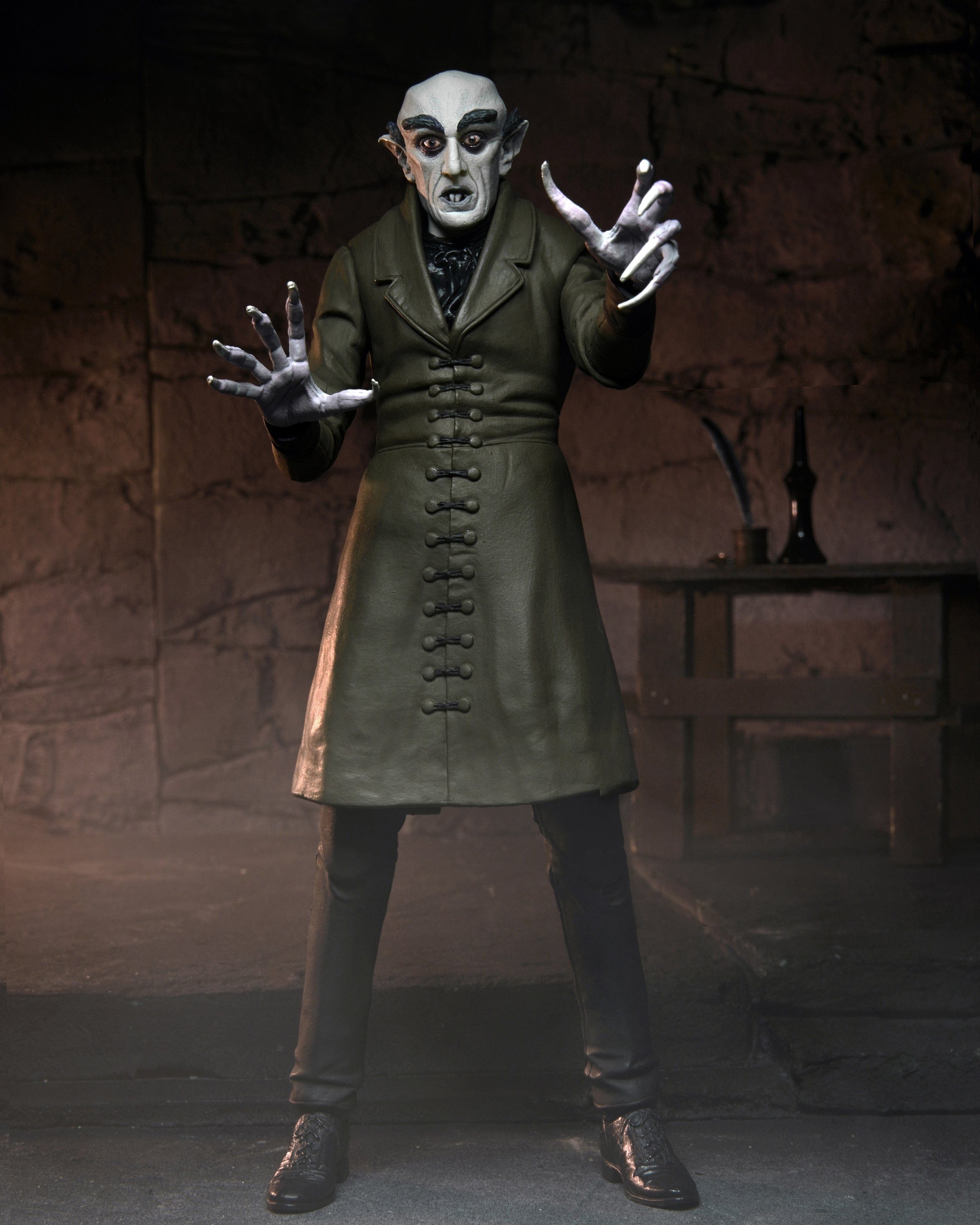 Neca Toys NECA Nosferatu Ultimate Count Orlok Action Figure