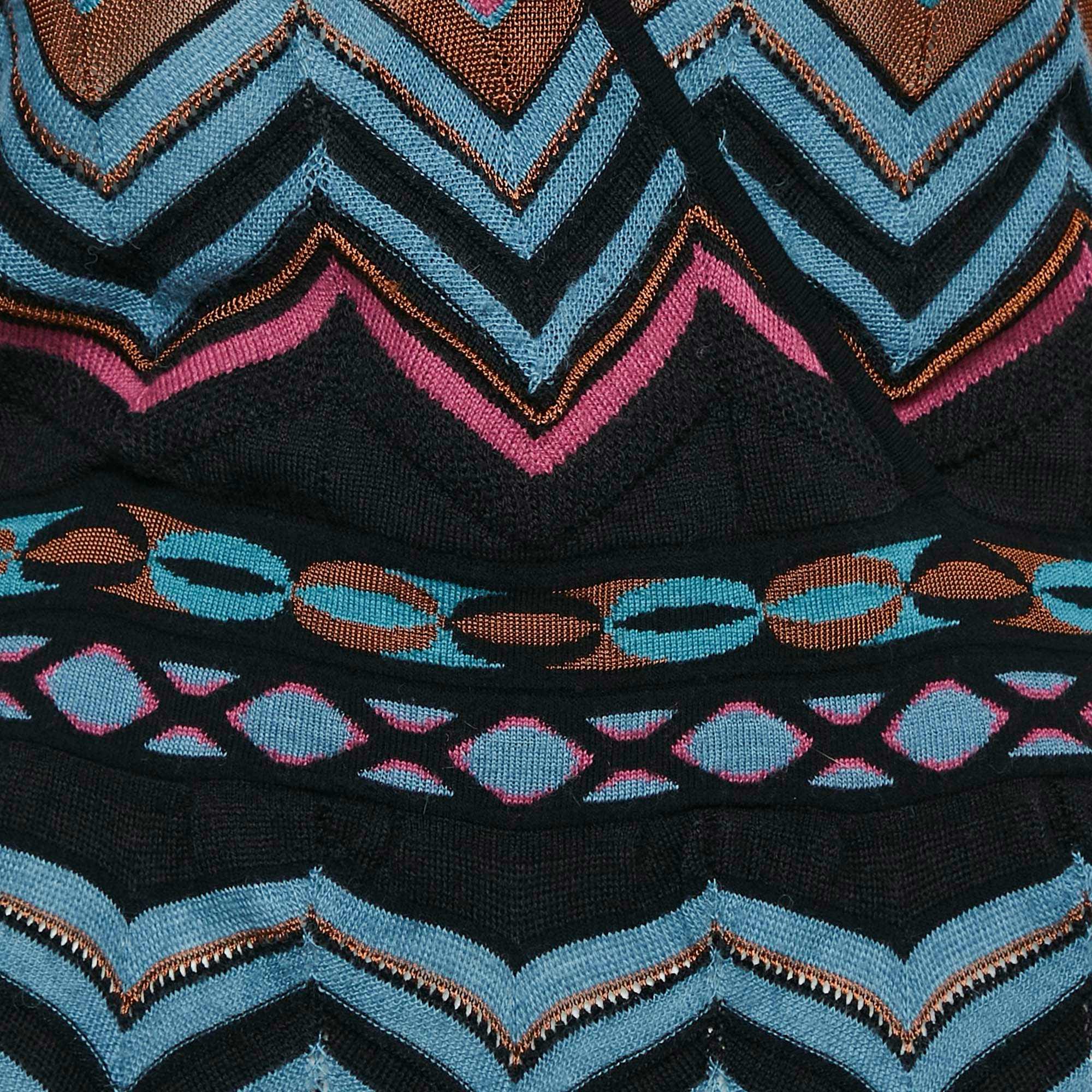 Knit Multicolor Chevron Pattern Knit V - Neck Short Dress