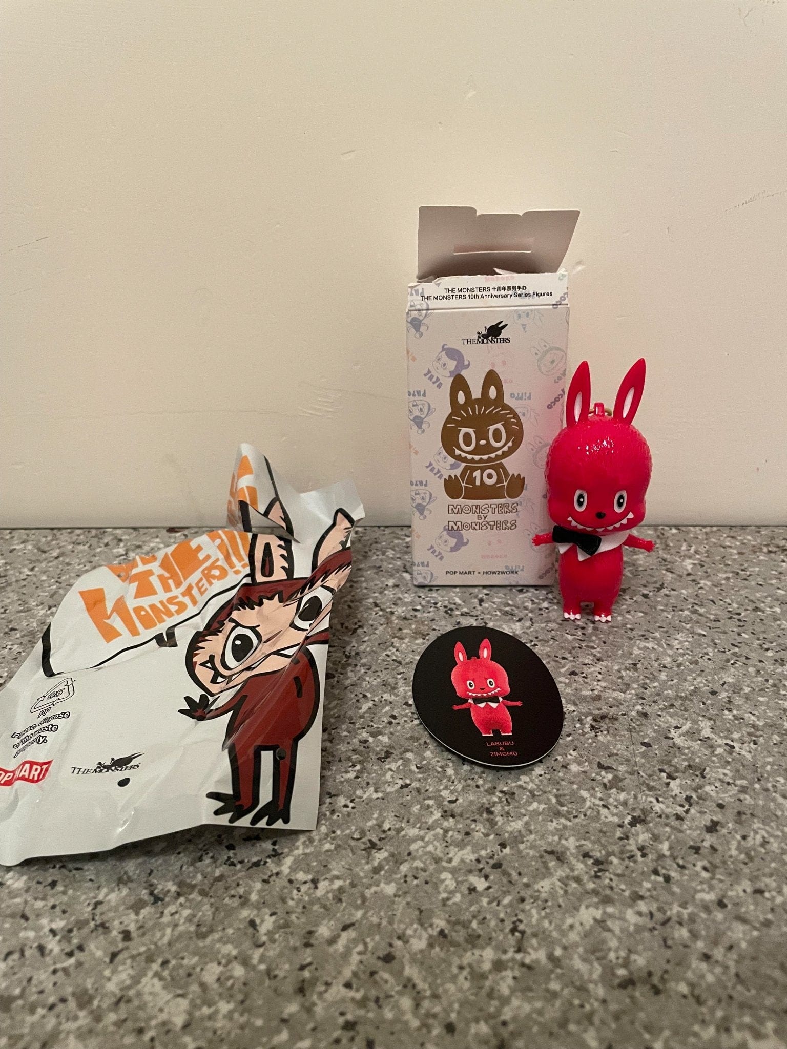 Yan888 Labubu & Zimomo - THE MONSTERS 10th Anniversary Series Figures - Pop Mart